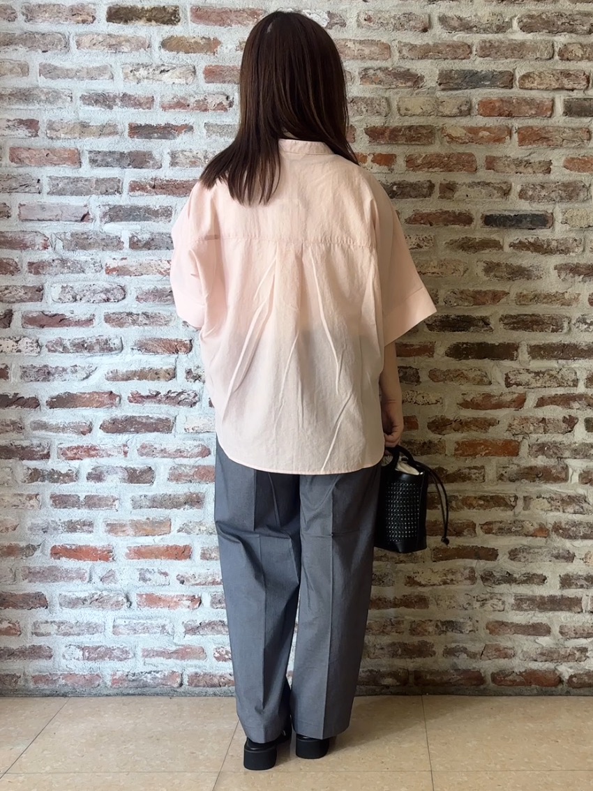 tokiさんの「THE SHOP TK｜【高レビュー/体型カバー】さらっと快適 ドルマン5分袖ブラウス」を使ったコーディネート