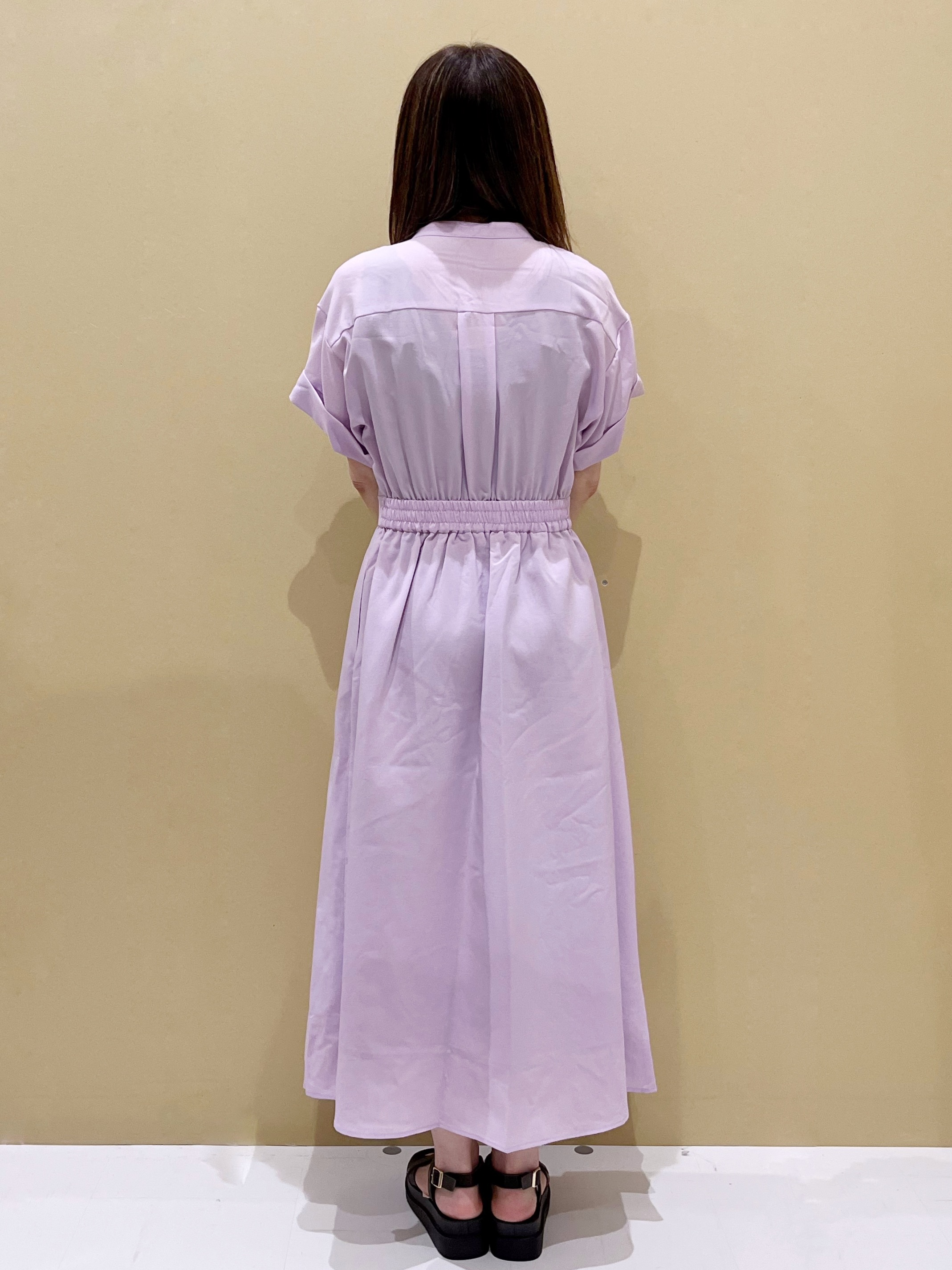 yukariさんの「OPAQUE.CLIP｜【接触冷感／吸水速乾】リネンライク シャツワンピース《洗濯機OK》」を使ったコーディネート