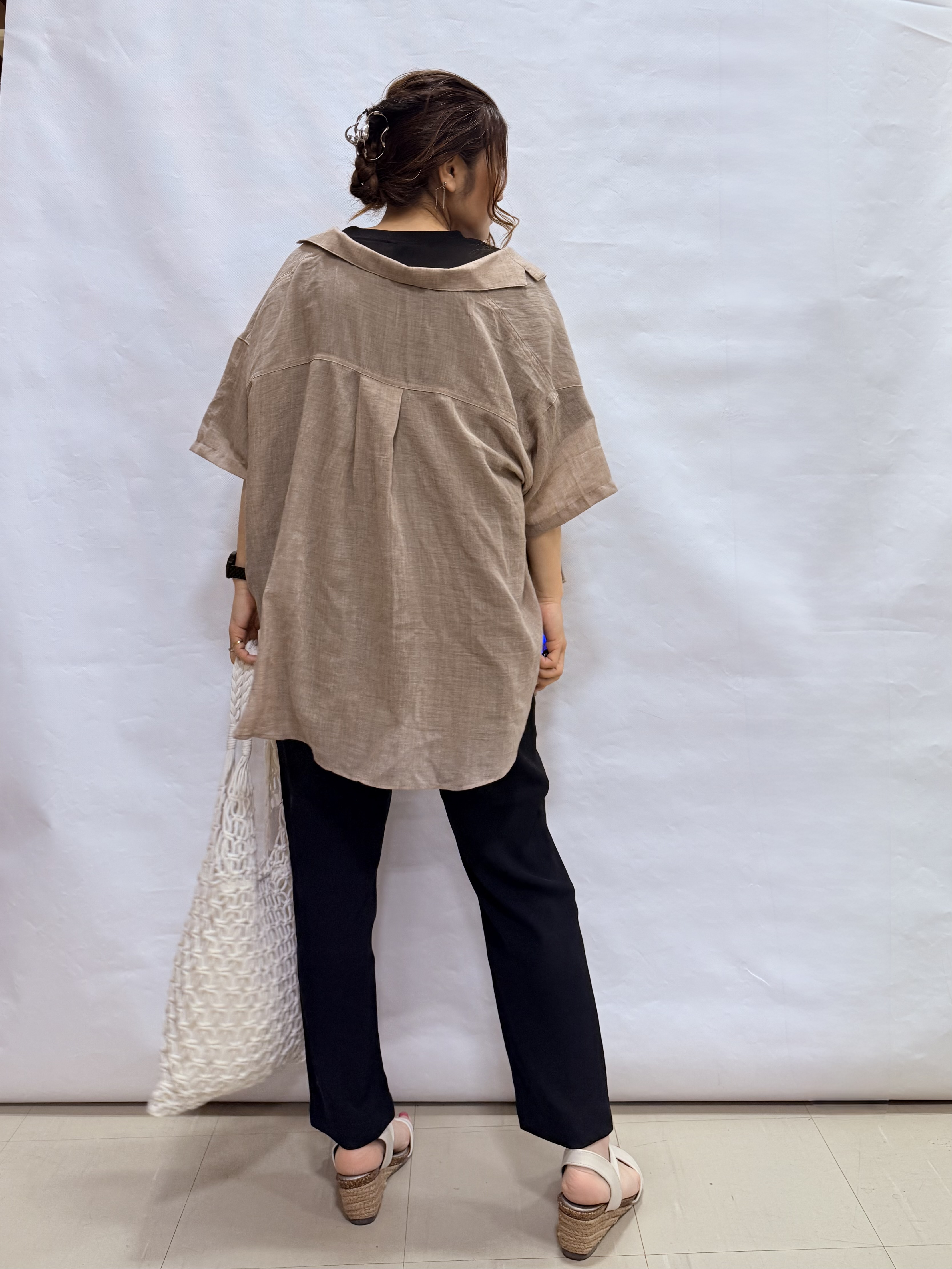 fuuさんの「SHOO･LA･RUE｜【S-LL】ナチュラルに決まる 半袖シアーシャツジャケット」を使ったコーディネート