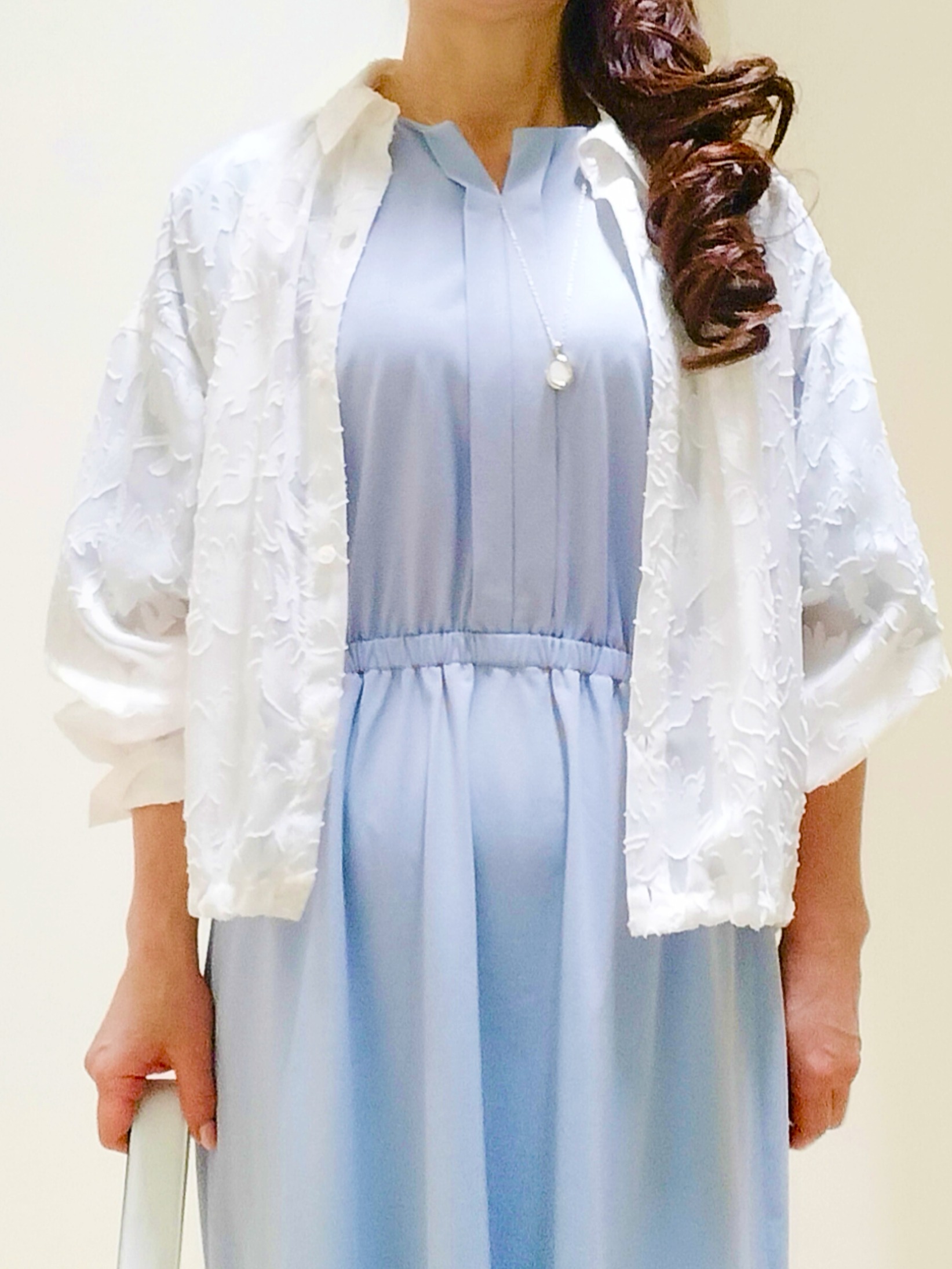 花さんの「Reflect｜【選べる2柄／セットアップ可】シャツ衿シアーブラウス」を使ったコーディネート