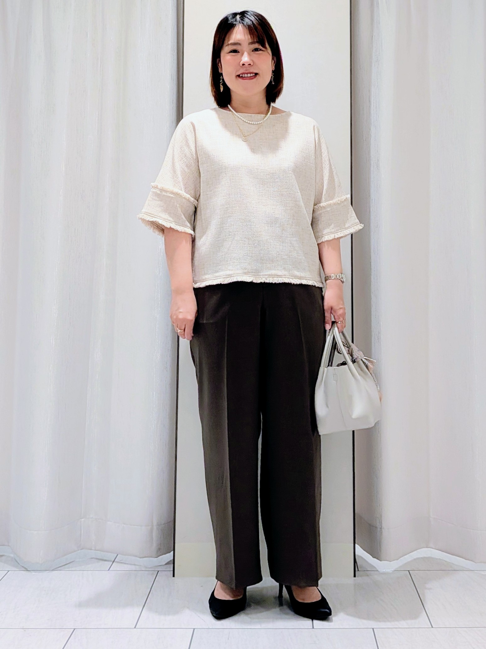 Onumaさんの「UNTITLED｜ドライミックスツィードブラウス」を使ったコーディネート