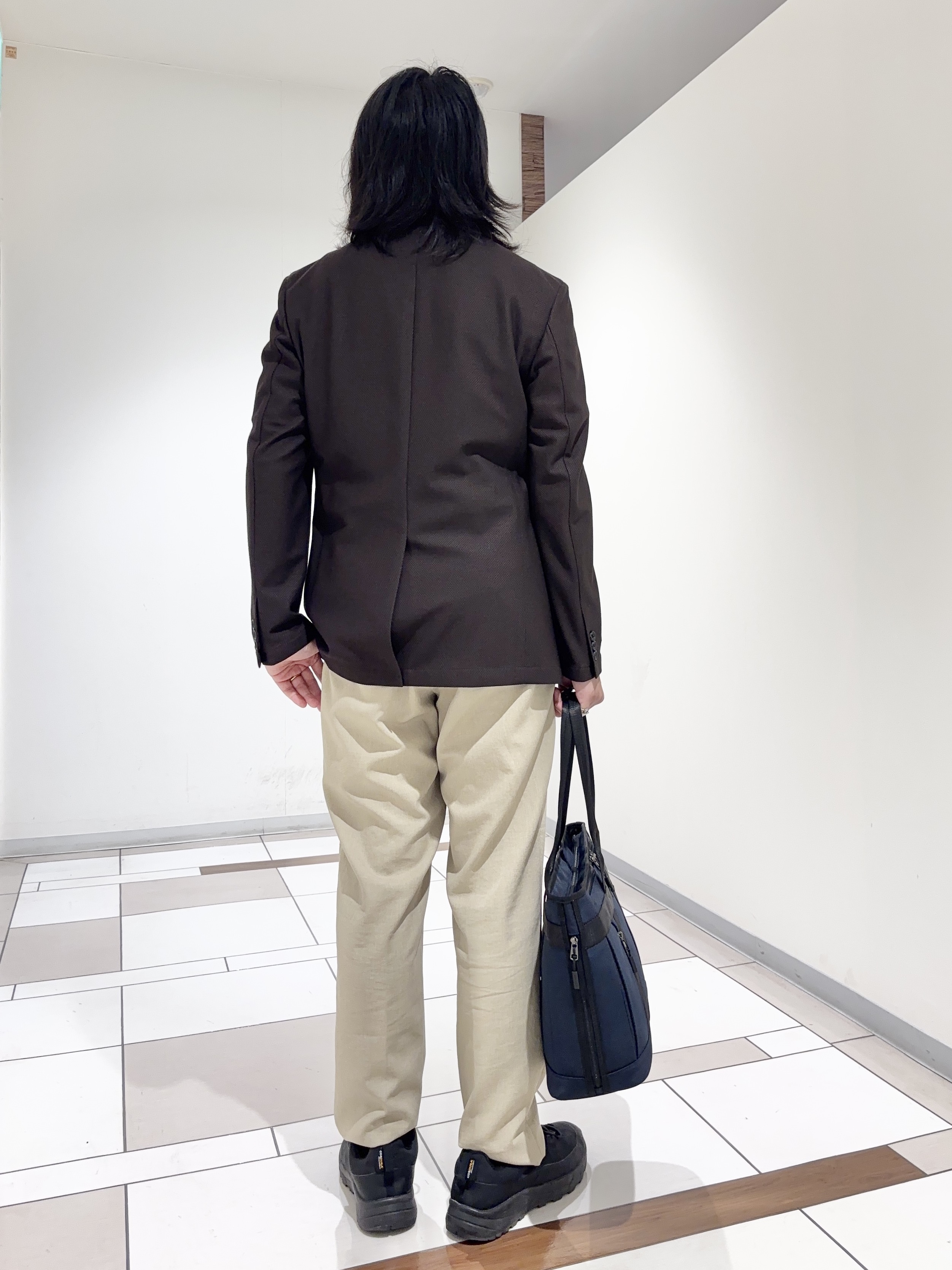 及川さんの「TAKEO KIKUCHI｜【抗菌防臭】CALCULO（R）ジャージ ジャケット」を使ったコーディネート