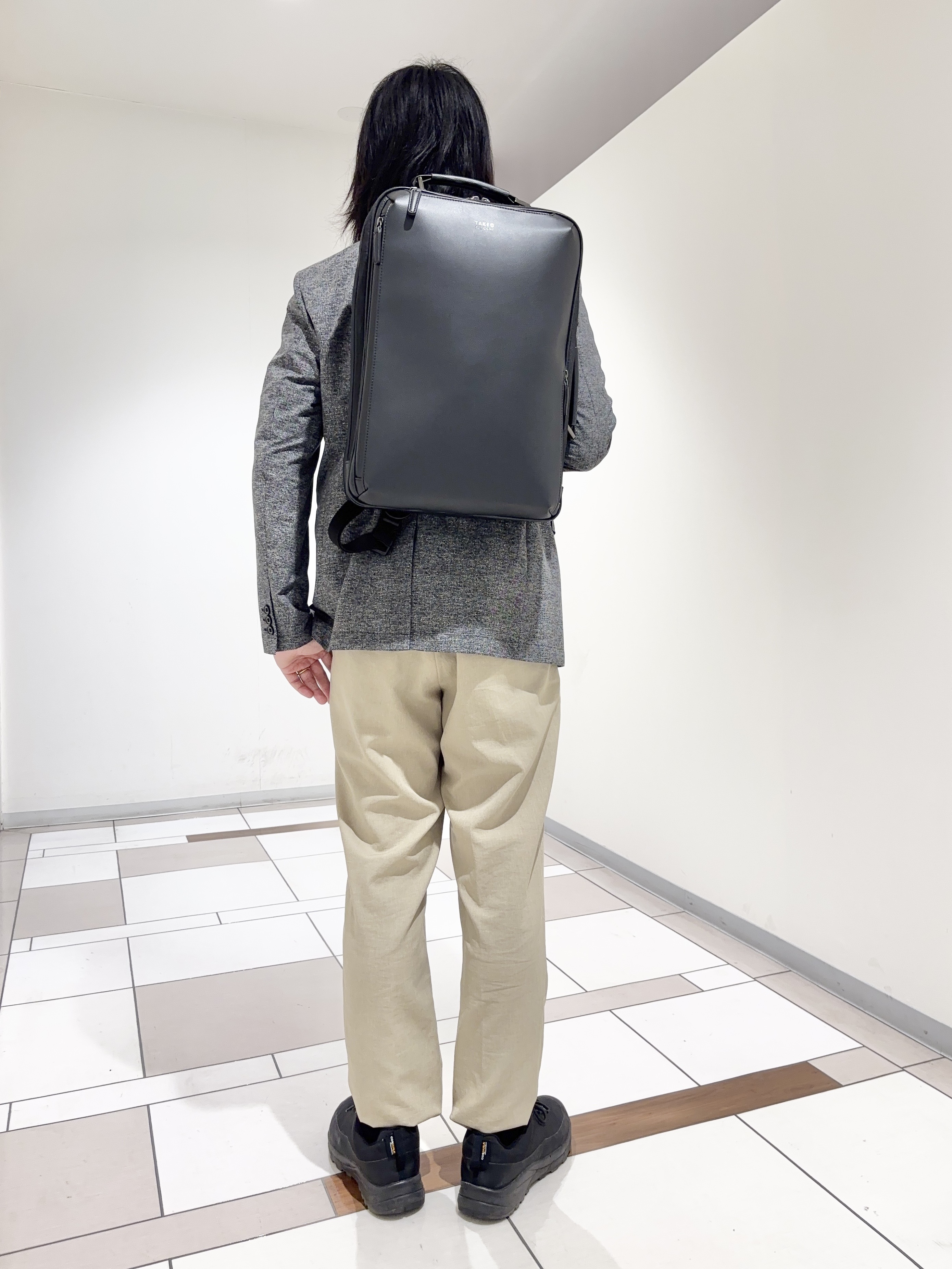 及川さんの「TAKEO KIKUCHI｜【抗菌防臭】COOL DOTS（R）ドビープリント ジャケット」を使ったコーディネート