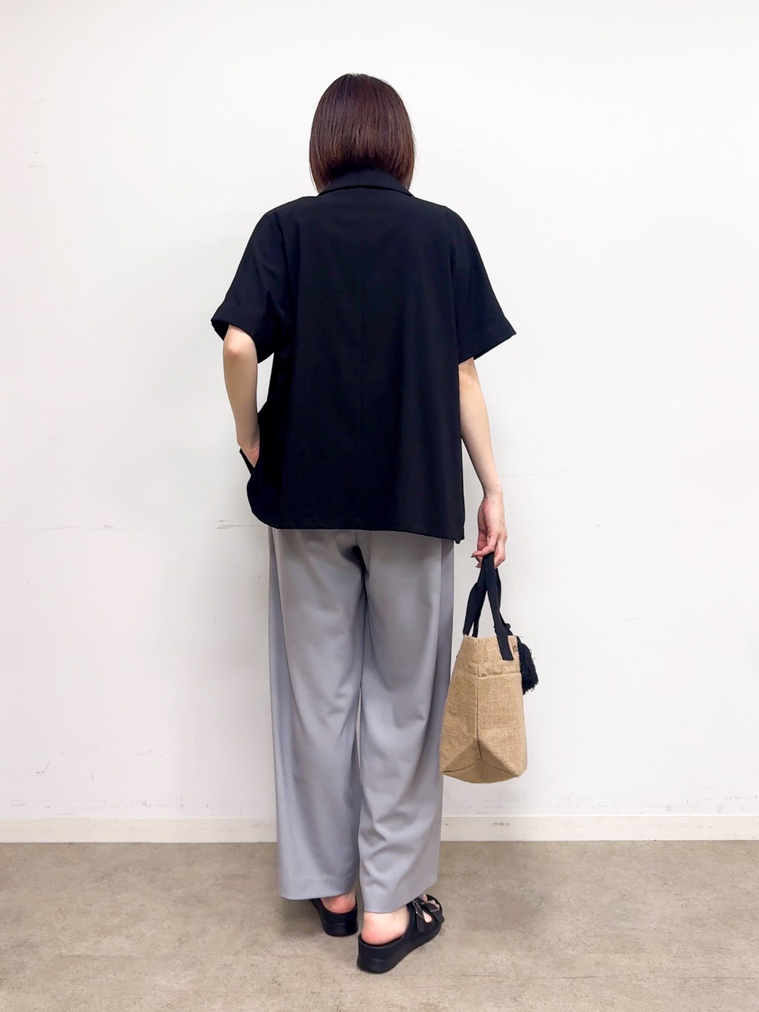 𝐜𝐡𝐢𝐤𝐚さんの「SHOO･LA･RUE｜【高レビュー/洗濯機可/セットアップ可】軽凛(かろりん) ひんやり半袖ジャケット」を使ったコーディネート