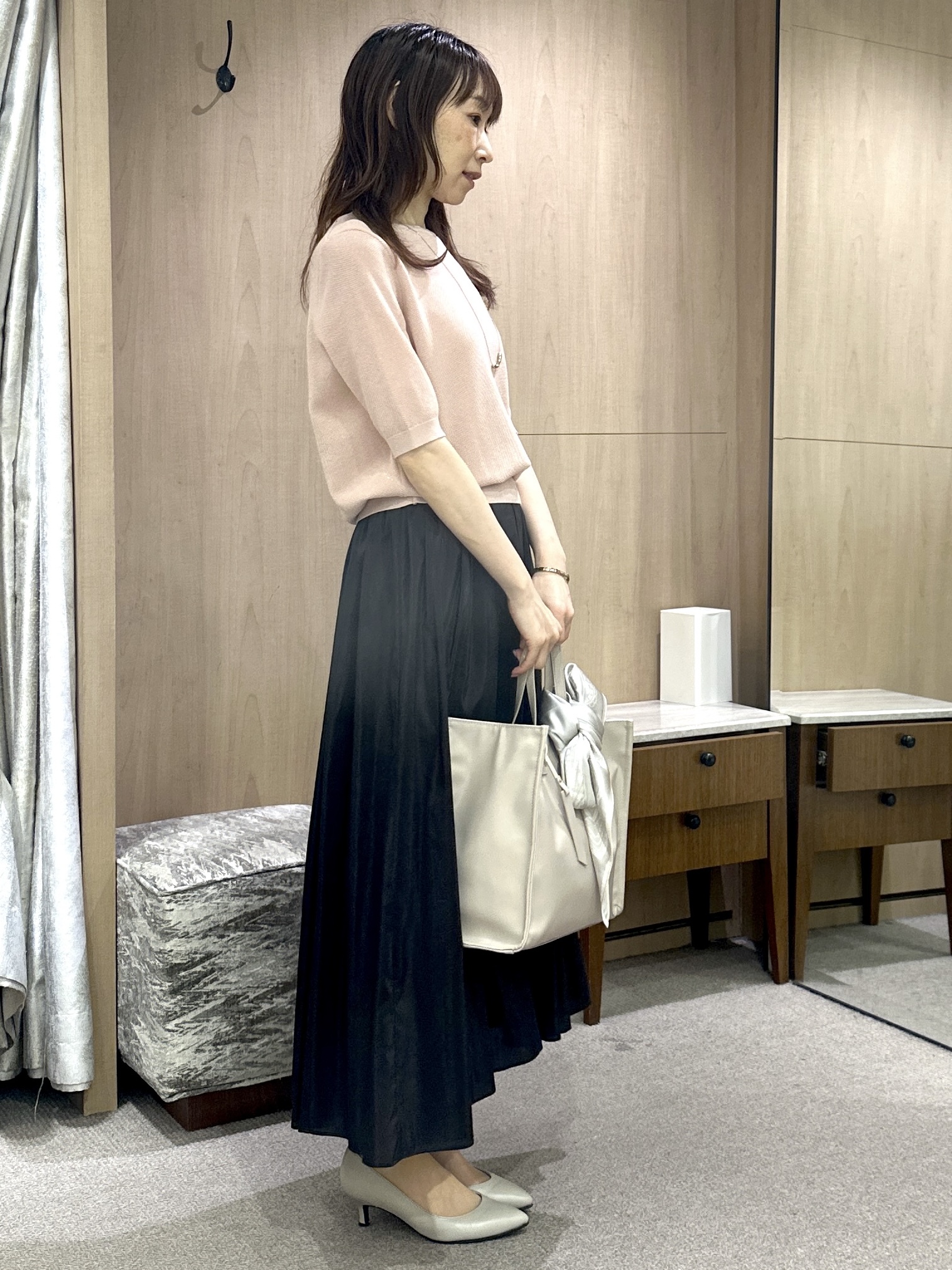 Miwaさんの「UNTITLED｜【アンサンブル可】ラメ混クルーネックカーディガン」を使ったコーディネート