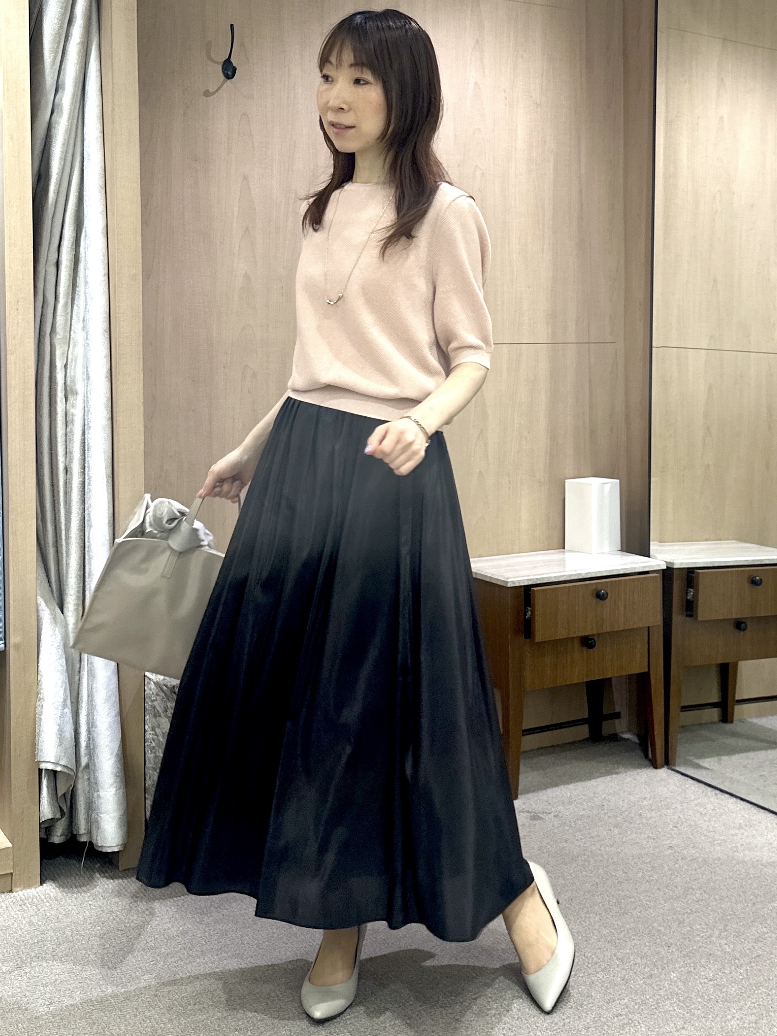 Miwaさんの「UNTITLED｜【アンサンブル可】ラメ混クルーネックプルオーバー」を使ったコーディネート