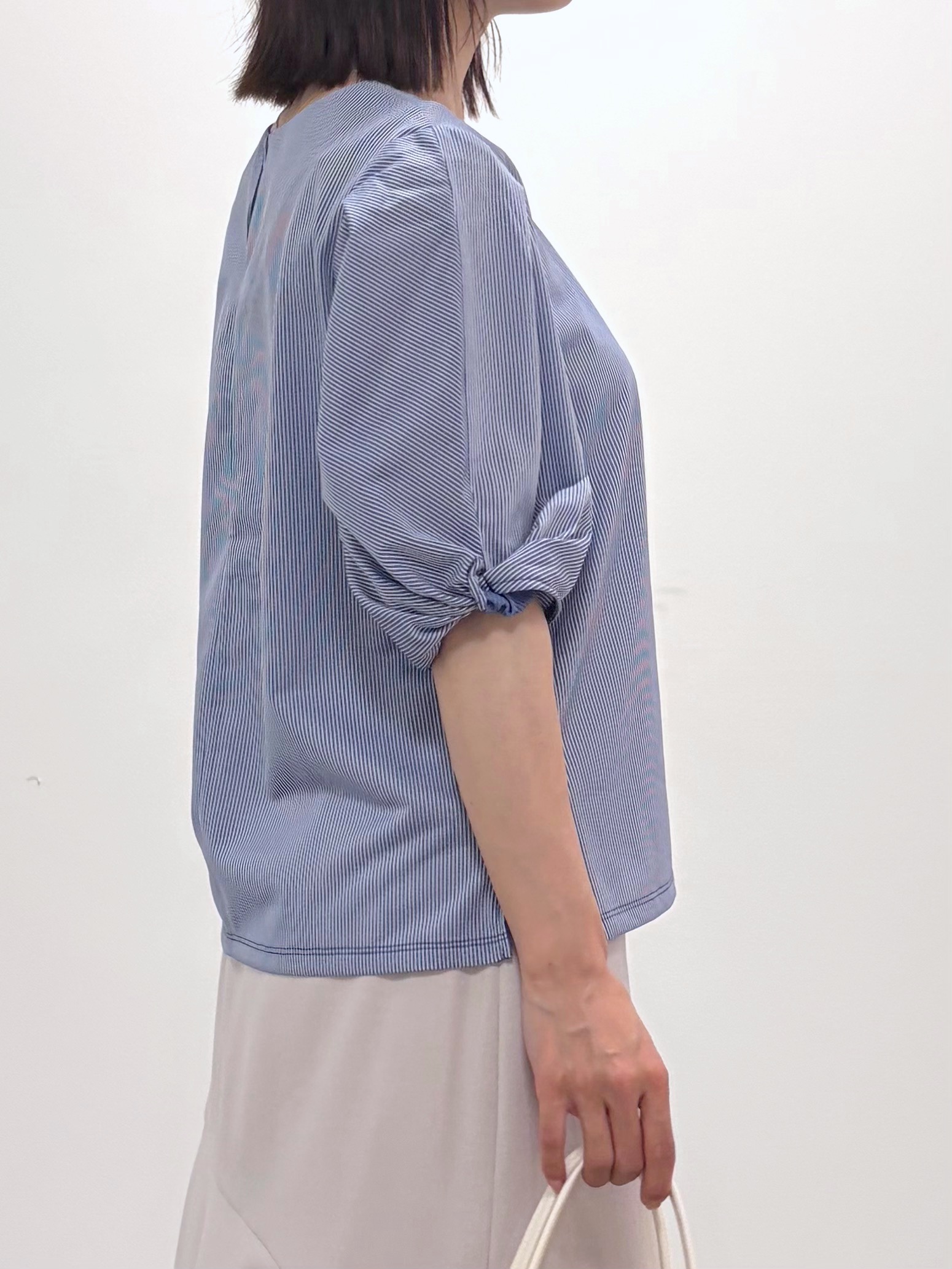 kozuさんの「index｜【吸水速乾】ストライプ調デザインスリーブトップス《洗濯機OK》」を使ったコーディネート
