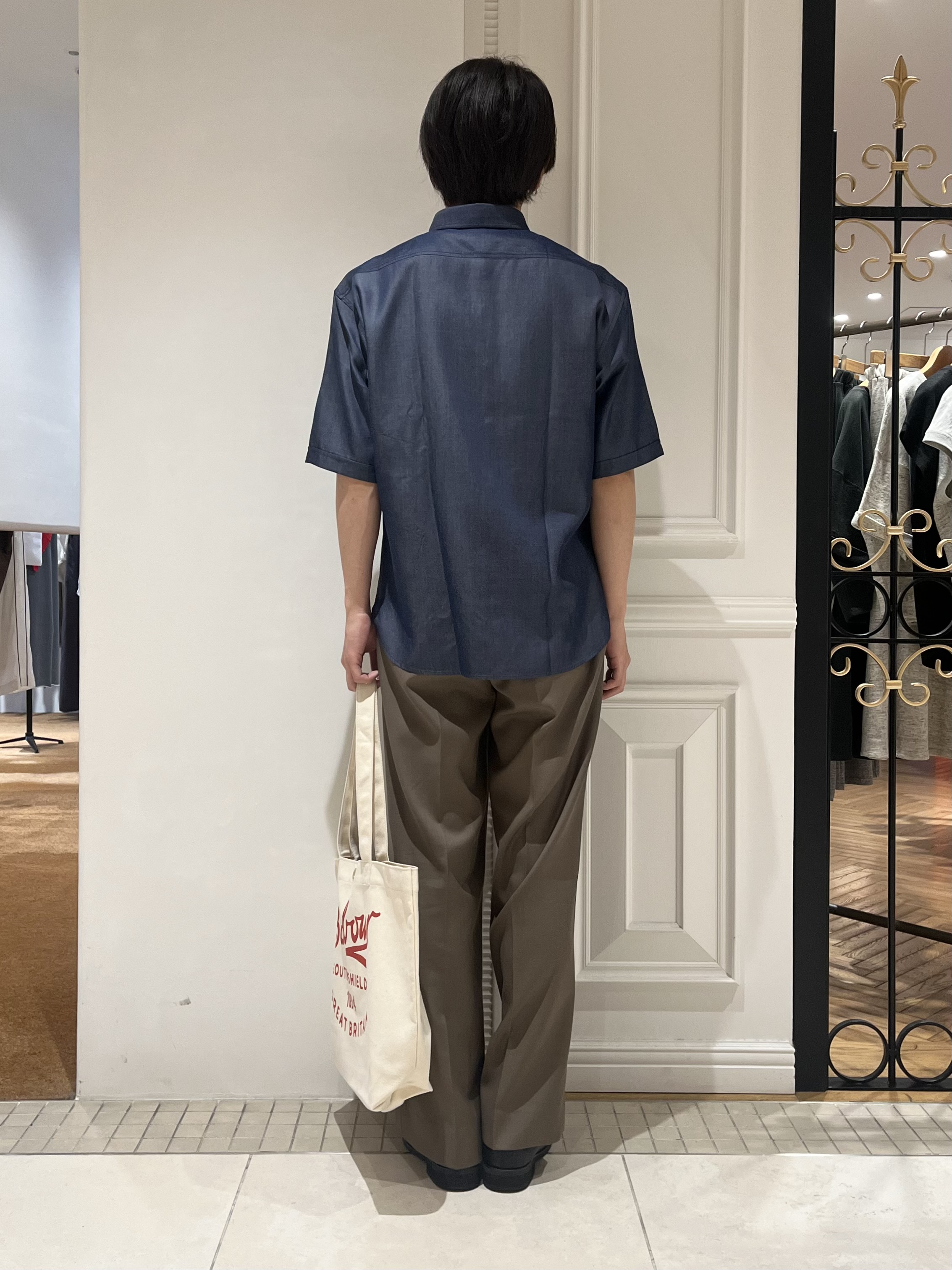 Watanabeさんの「DRESSTERIOR｜デニム ハーフスリーブシャツ」を使ったコーディネート