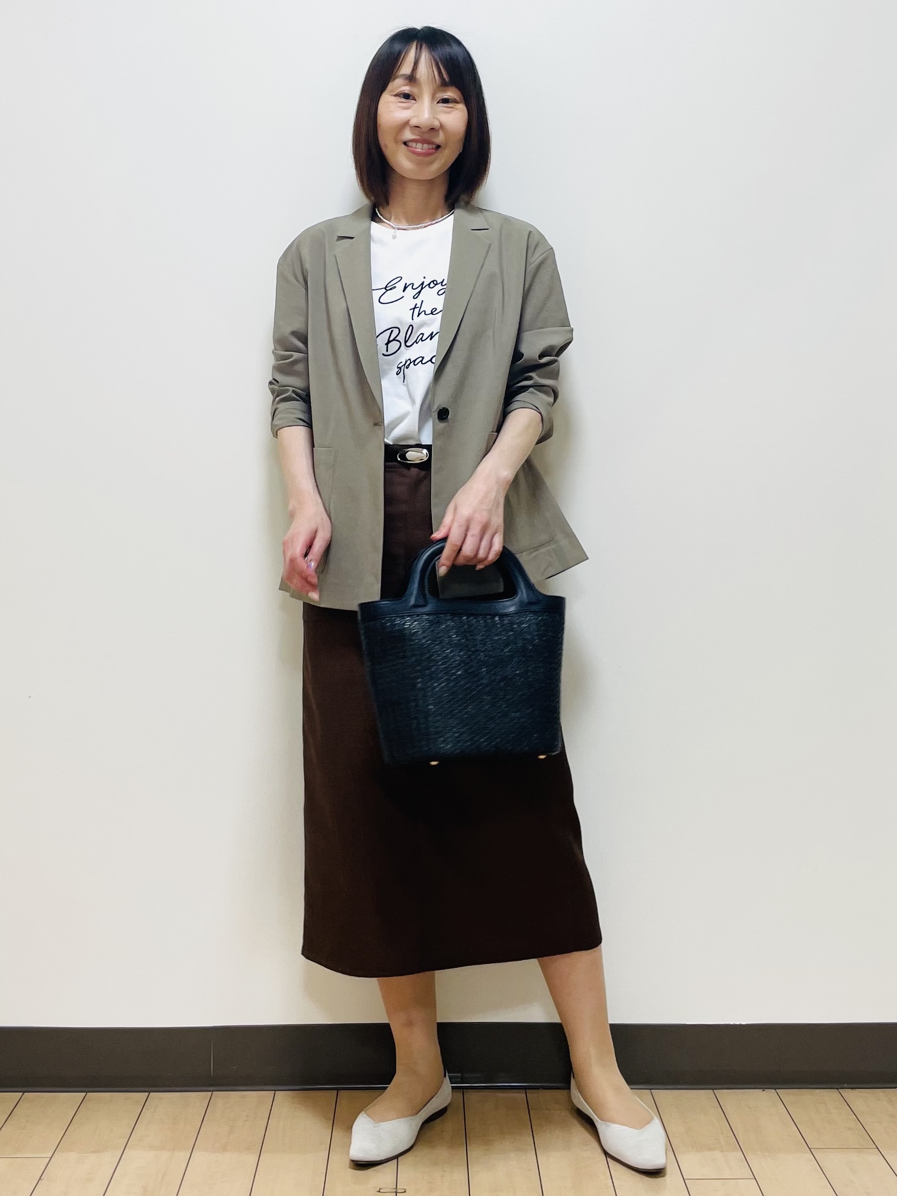 Riiさんの「Reflect｜【接触冷感】ラインアート刺繍Tシャツ」を使ったコーディネート