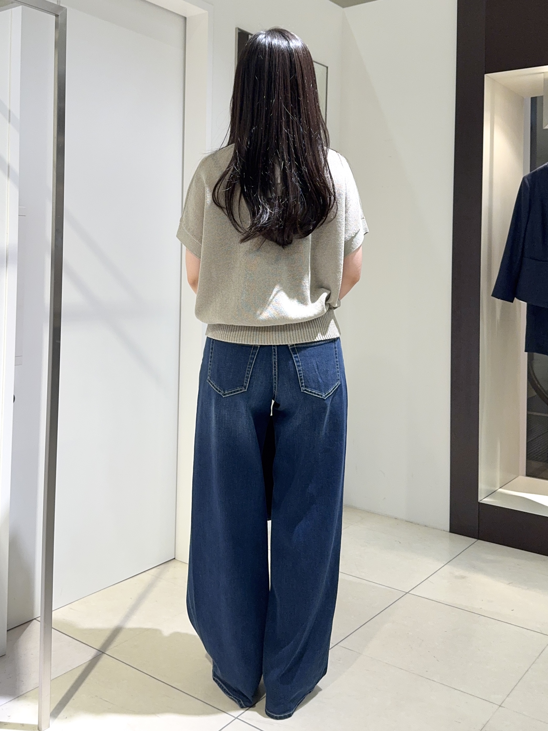 kaoruさんの「UNTITLED｜【洗える/清涼感】ドライタッチスリーブレスカーディガン」を使ったコーディネート
