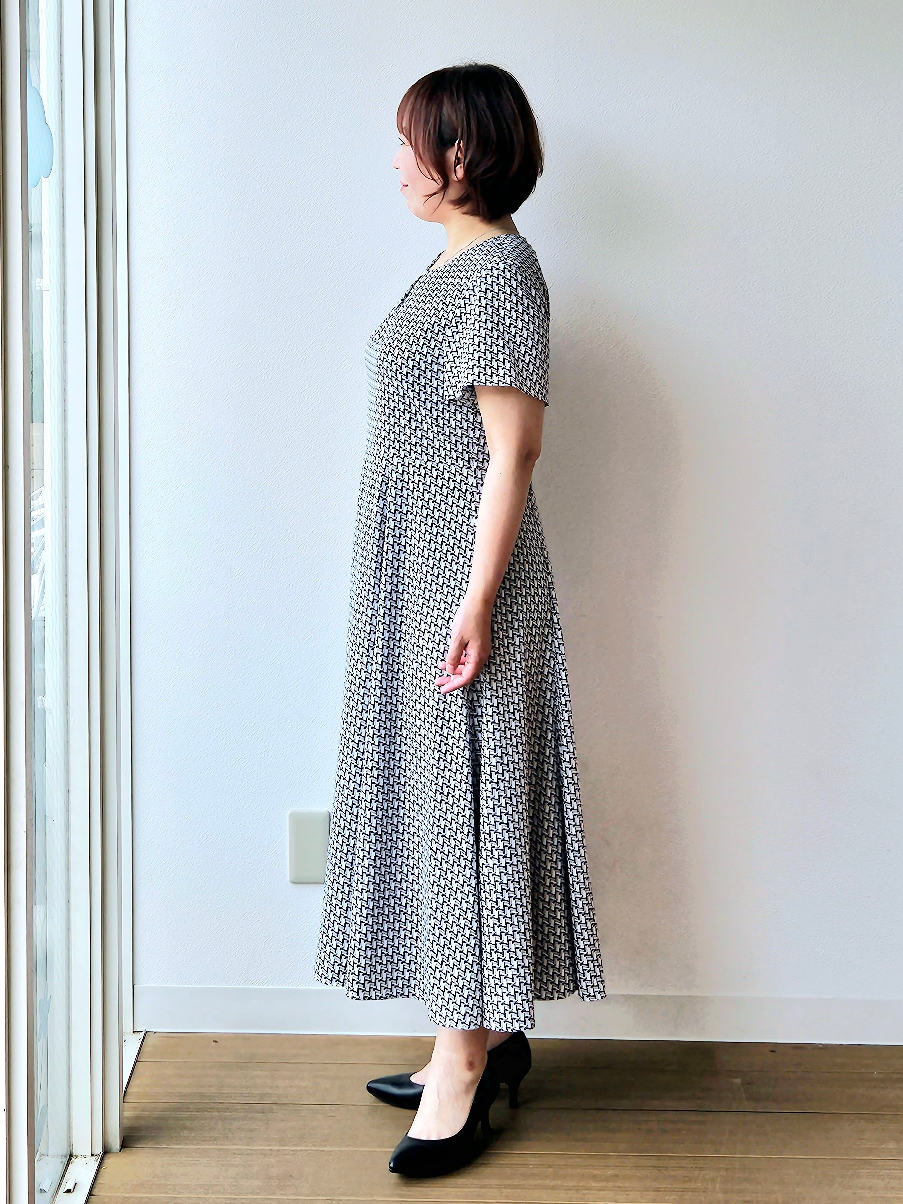 やじまさんの「UNTITLED｜【セットアップ可/UV/接触冷感】エアリーノーカラージャケット」を使ったコーディネート