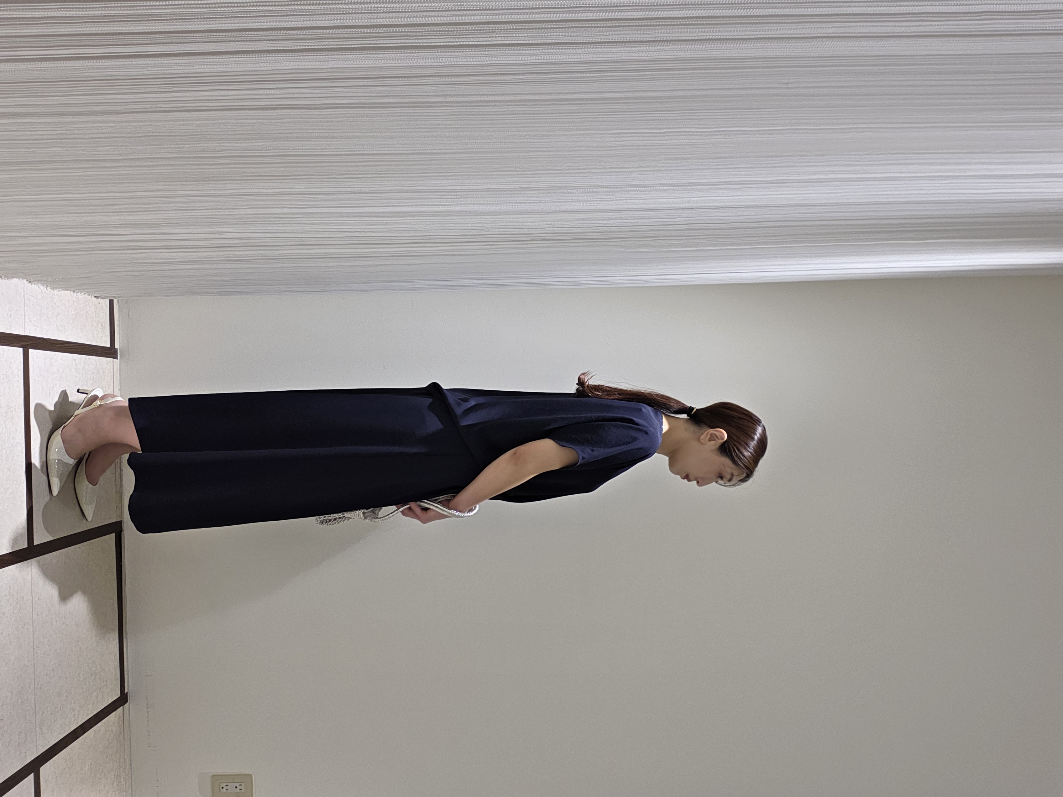 MATSUさんの「UNTITLED｜【UV/接触冷感/セットアップ可】リラクシーキーVネックブラウス」を使ったコーディネート
