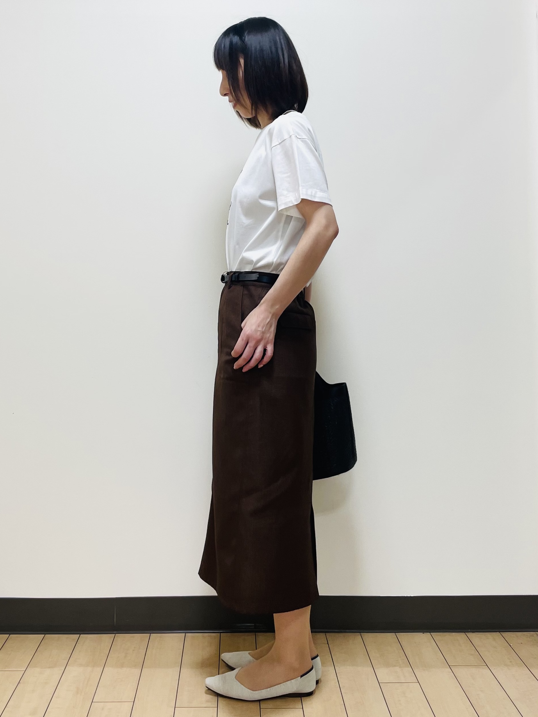 Riiさんの「Reflect｜【接触冷感】ラインアート刺繍Tシャツ」を使ったコーディネート