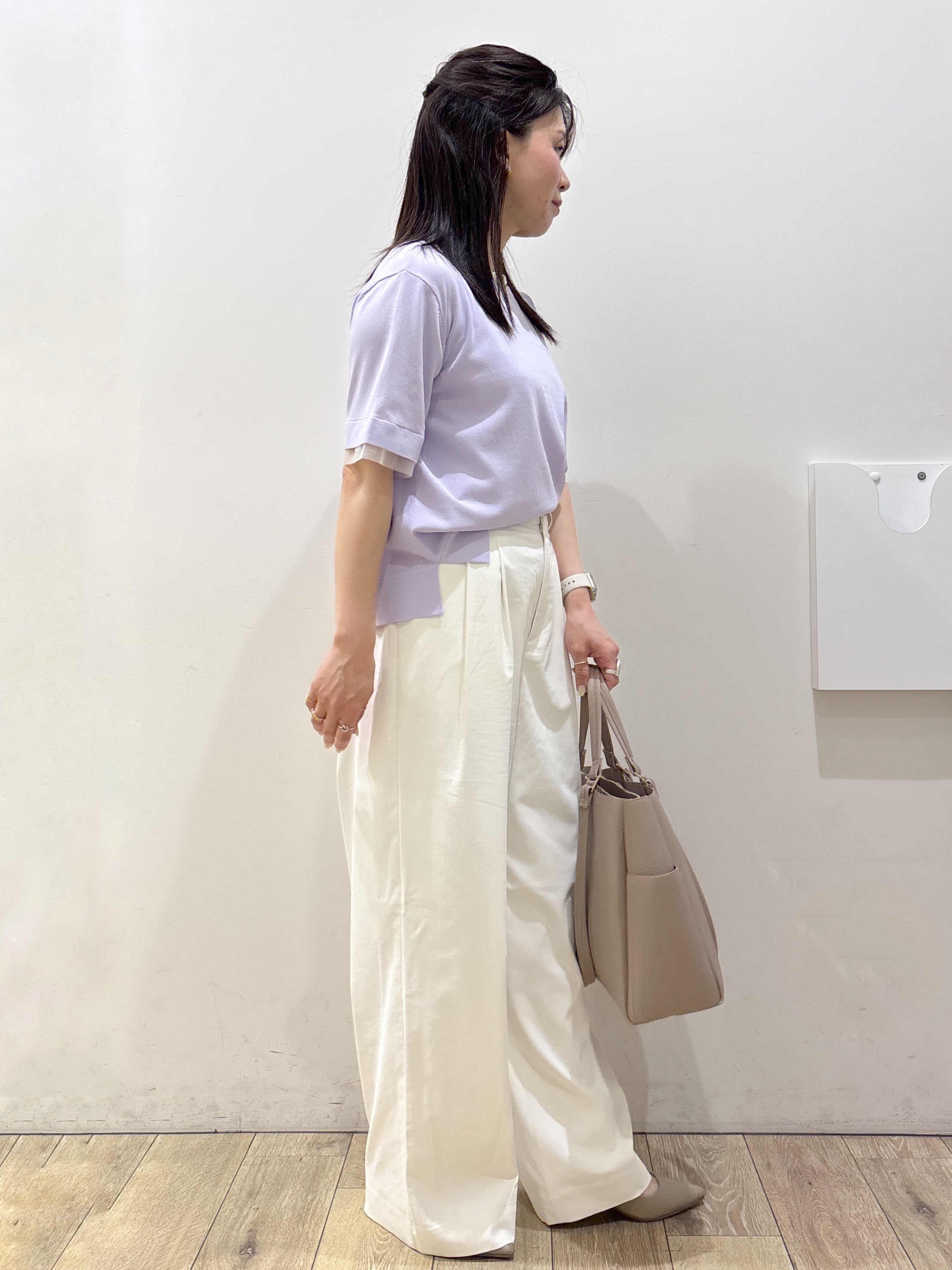 mameさんの「index｜【UV／接触冷感／抗ピル】シアー＆レイヤード風さらりニット《洗濯機OK》」を使ったコーディネート