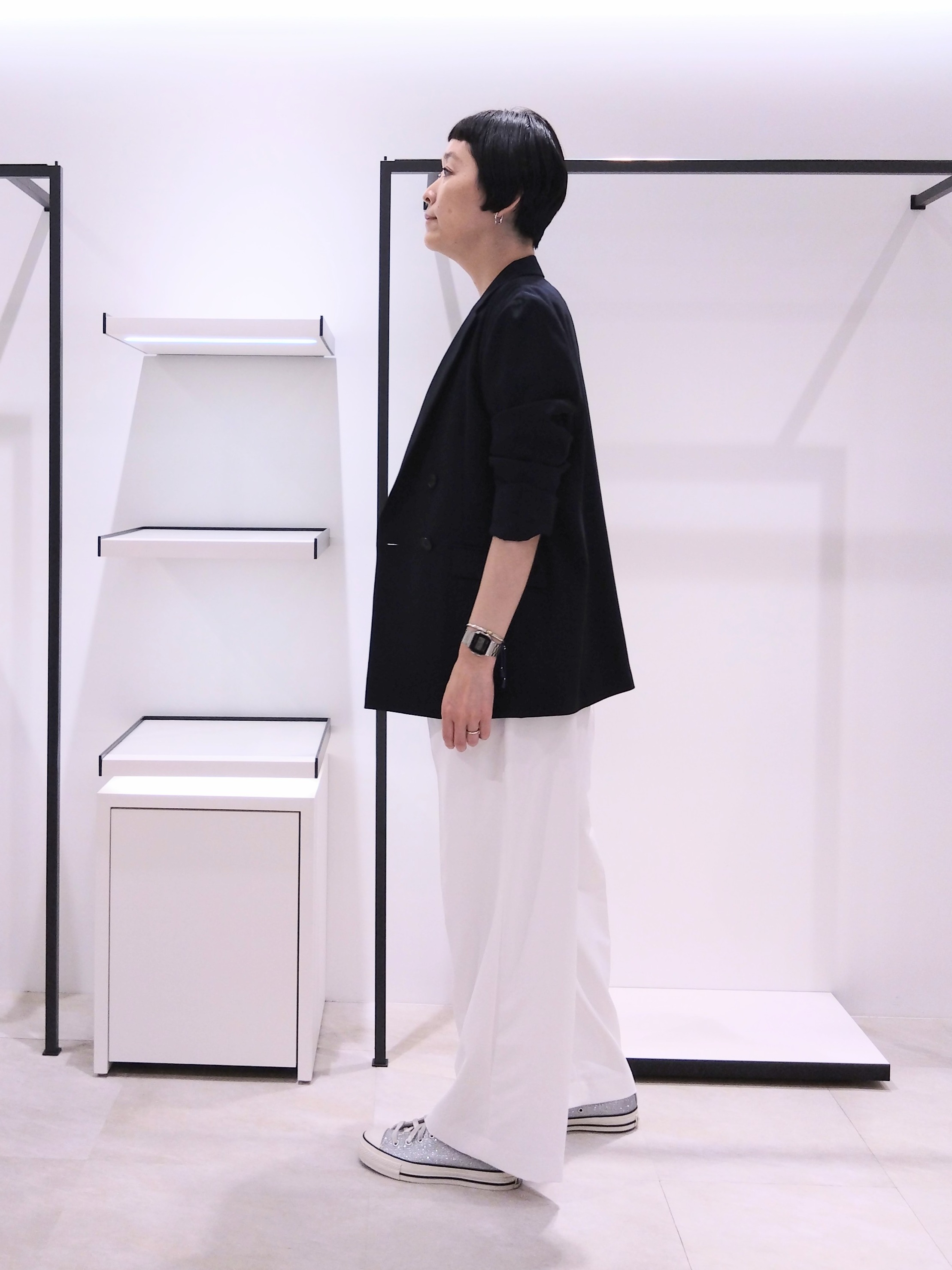まちこさんの「UNTITLED｜【新色追加/セットアップ可】エアリー ダブルブレストジャケット」を使ったコーディネート