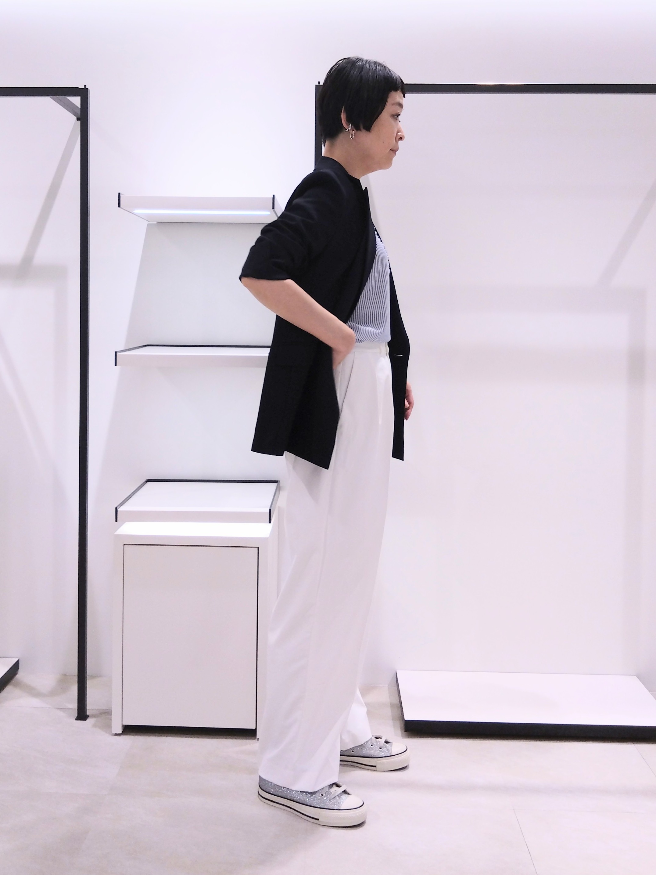 まちこさんの「UNTITLED｜【新色追加/セットアップ可】エアリー ダブルブレストジャケット」を使ったコーディネート