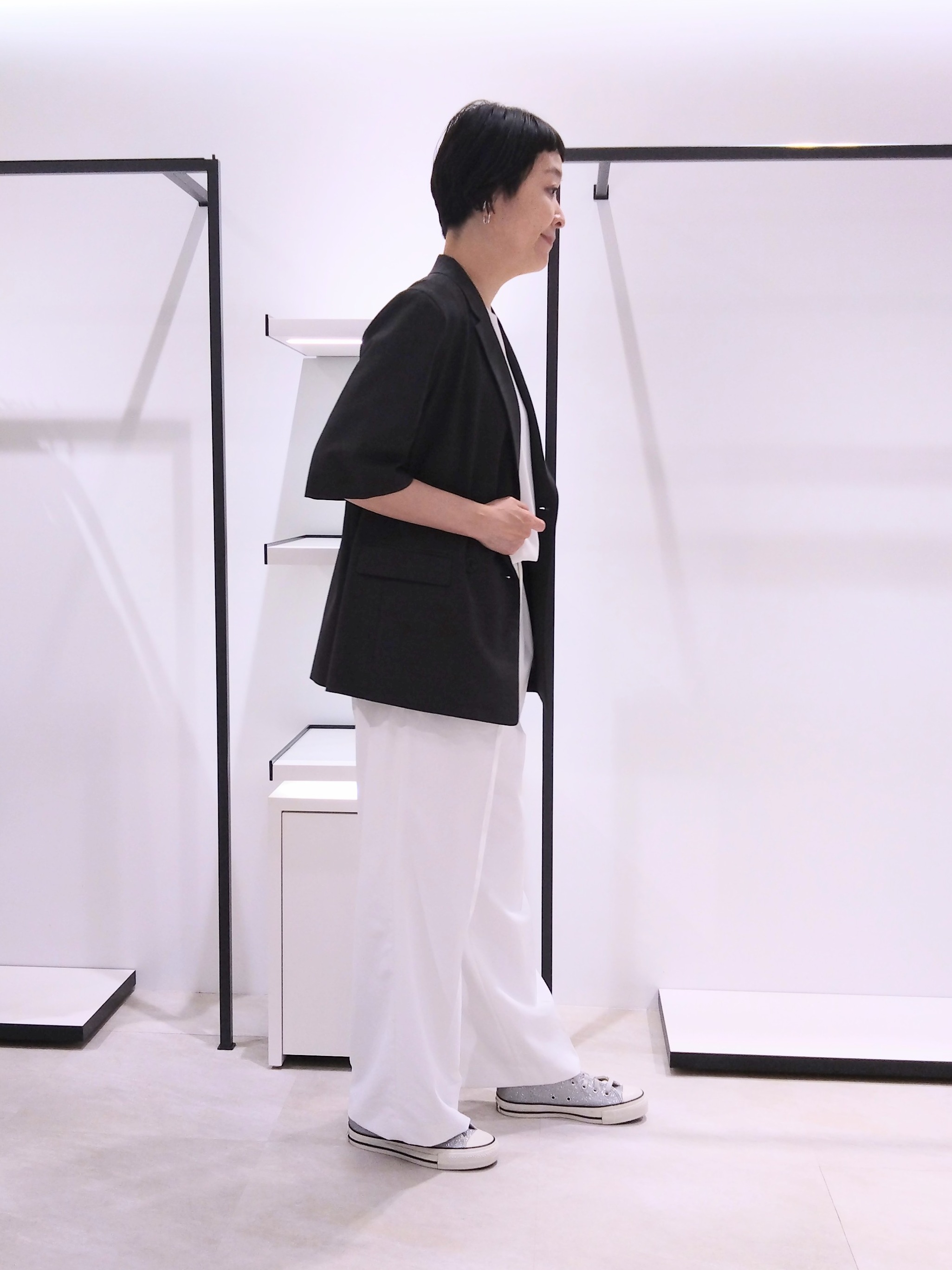 まちこさんの「UNTITLED｜【シワになりにくい/セットアップ可/接触冷感】ハーフスリーブジャケット」を使ったコーディネート