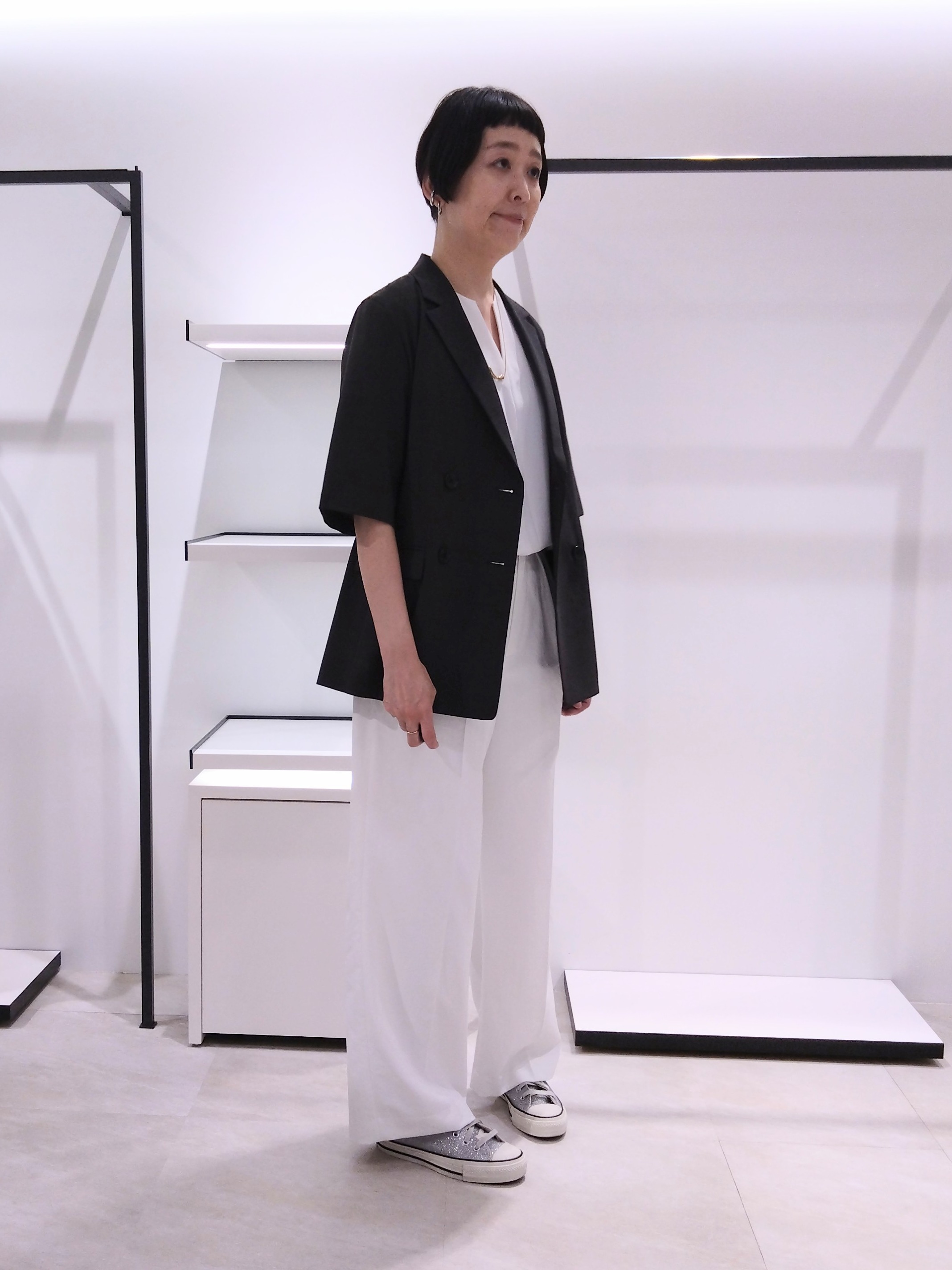 まちこさんの「UNTITLED｜【シワになりにくい/セットアップ可/接触冷感】ハーフスリーブジャケット」を使ったコーディネート