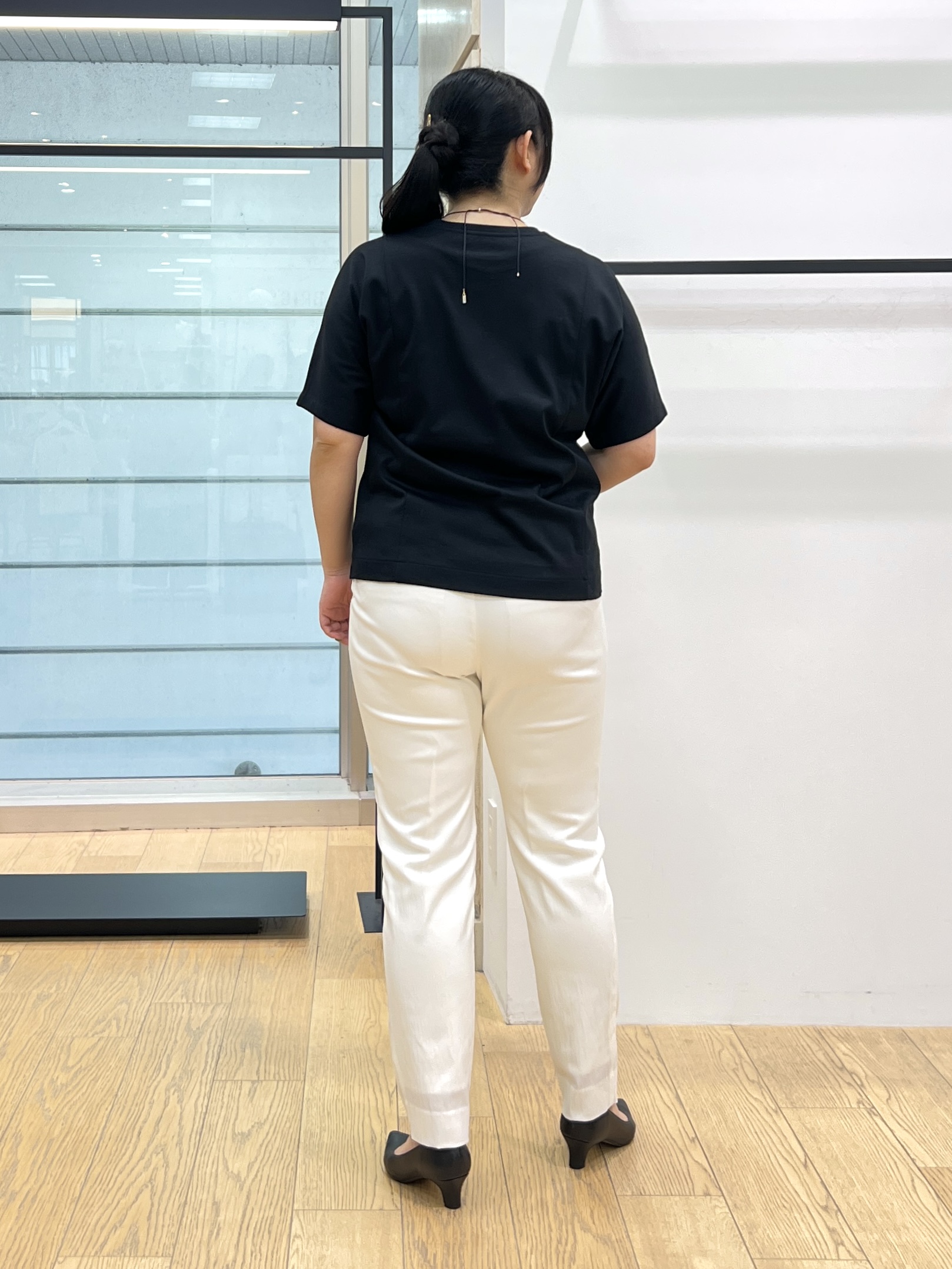 shimaさんの「INDIVI｜【さらに軽く軽快！／着る日傘】ノーカラージャケット」を使ったコーディネート
