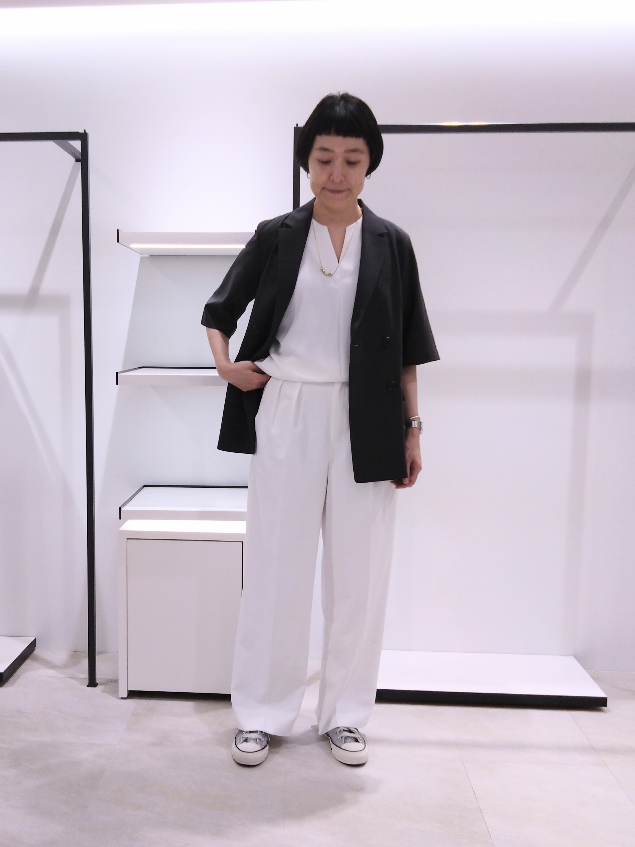 まちこさんの「UNTITLED｜【シワになりにくい/セットアップ可/接触冷感】ハーフスリーブジャケット」を使ったコーディネート