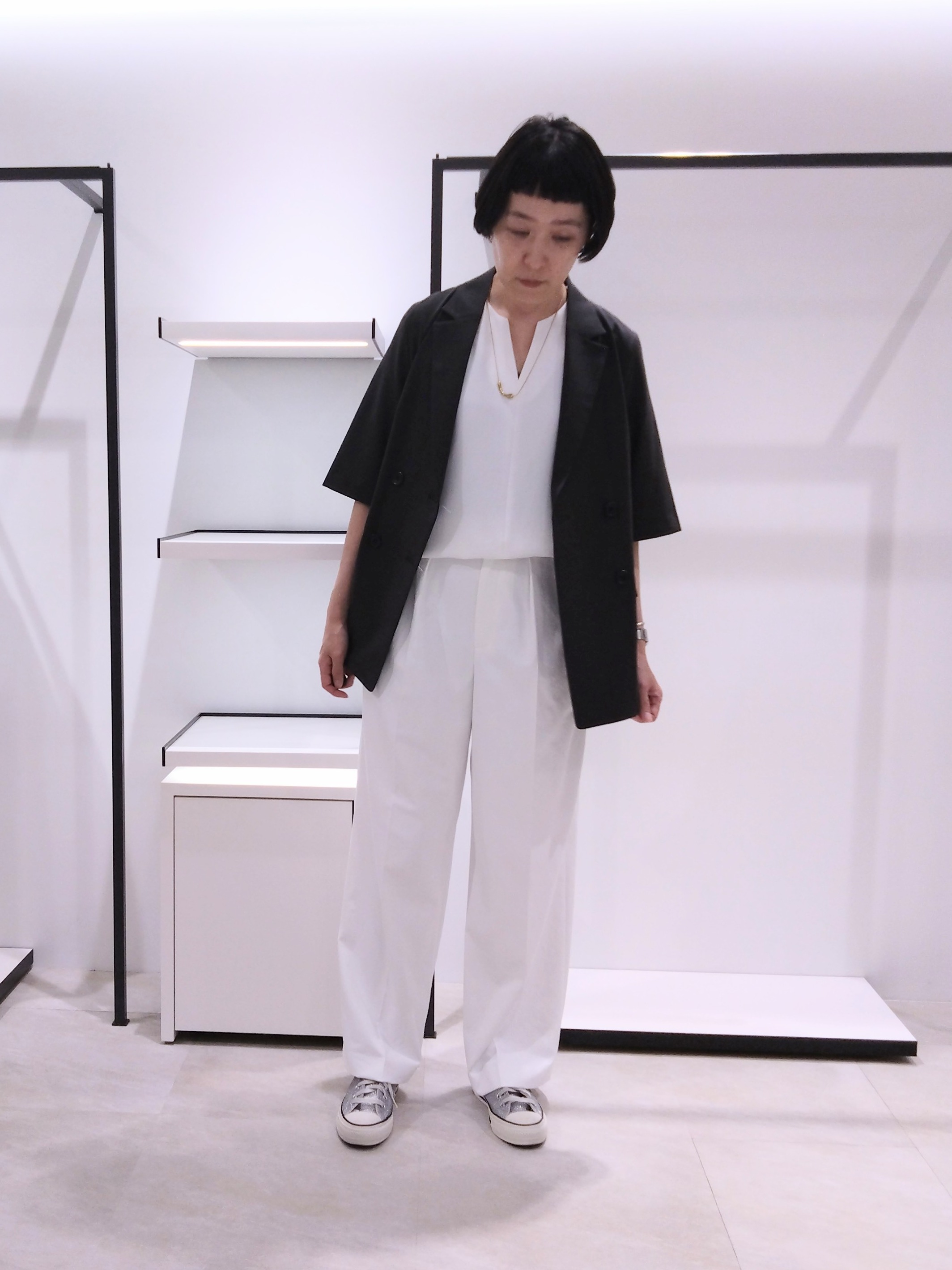 まちこさんの「UNTITLED｜【シワになりにくい/セットアップ可/接触冷感】ハーフスリーブジャケット」を使ったコーディネート