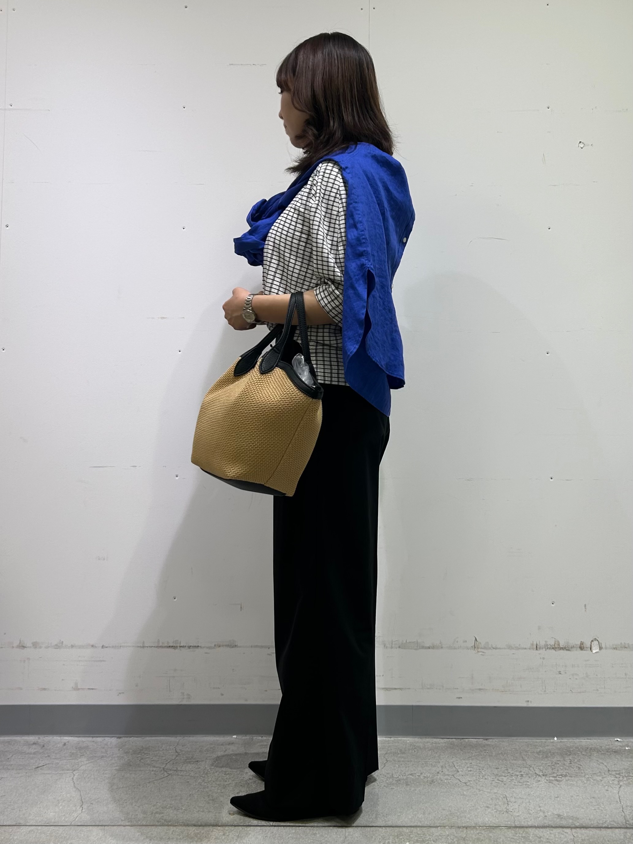 noeさんの「INDIVI｜【UVケア／吸汗速乾】チェック柄タックボリュームスリーブトップス」を使ったコーディネート
