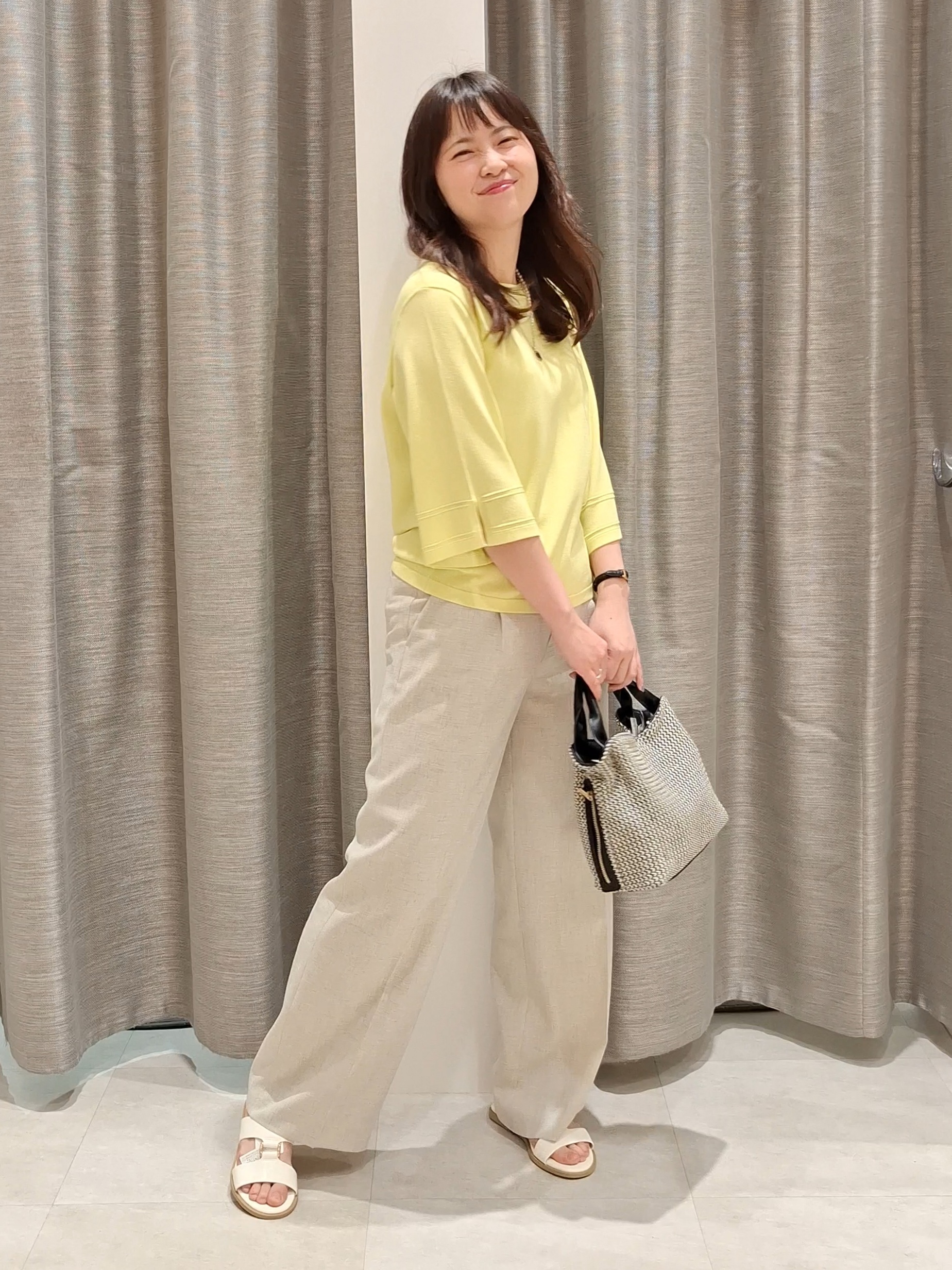YuKaRiさんの「UNTITLED｜【洗える/清涼感】袖スリットニットプルオーバー」を使ったコーディネート