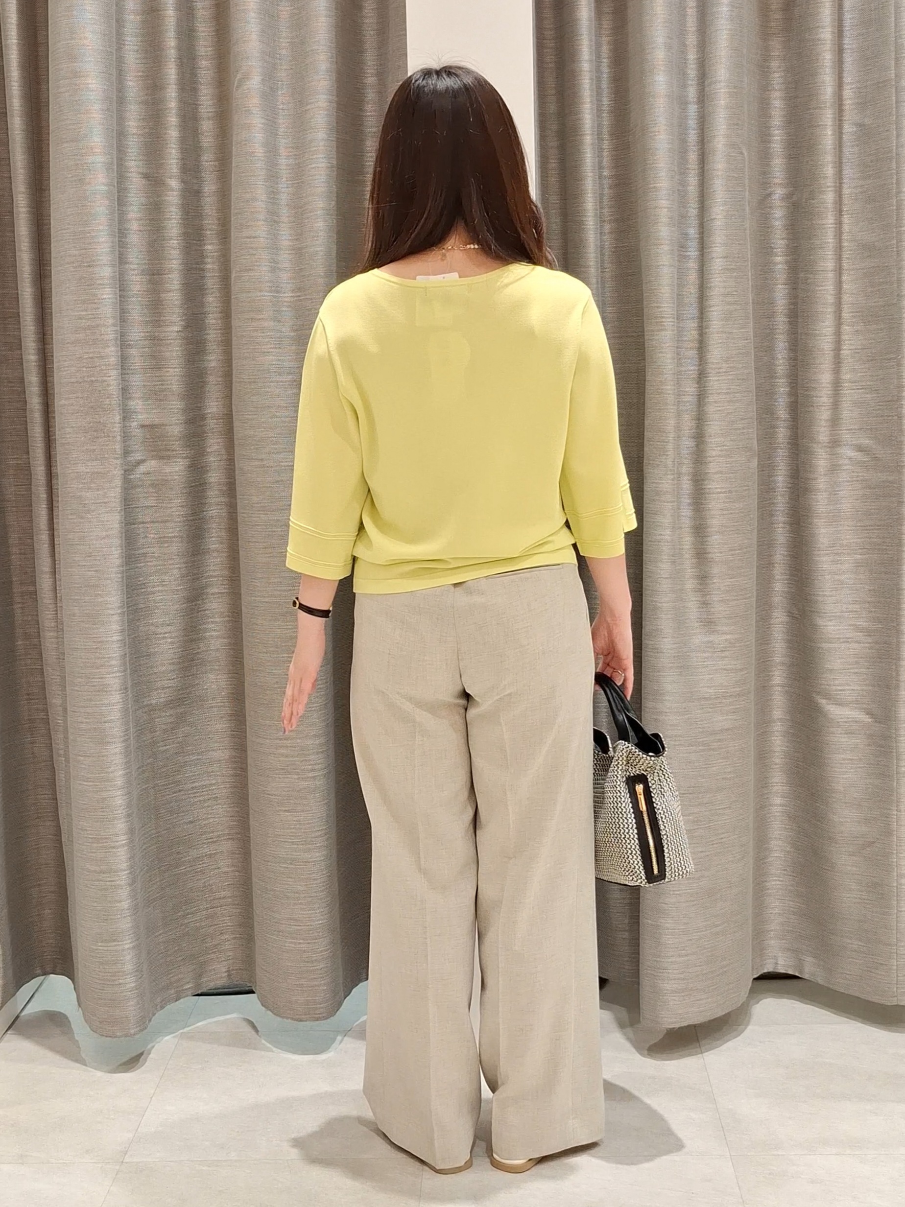 YuKaRiさんの「UNTITLED｜【洗える/清涼感】袖スリットニットプルオーバー」を使ったコーディネート