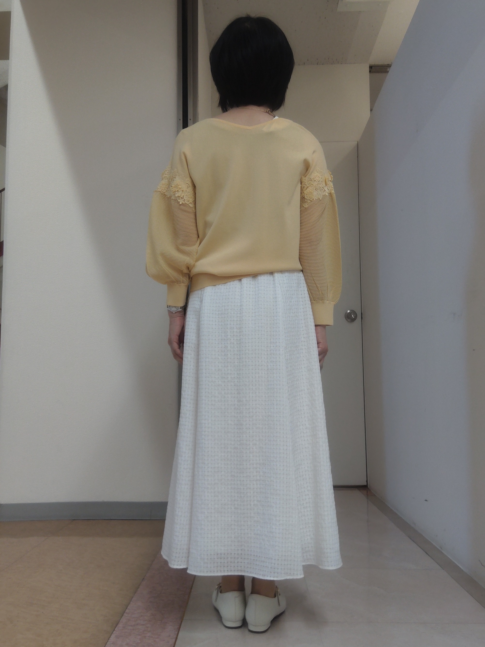 tokuさんの「Reflect｜【前後2WAY】レーススリーブデザインニット」を使ったコーディネート