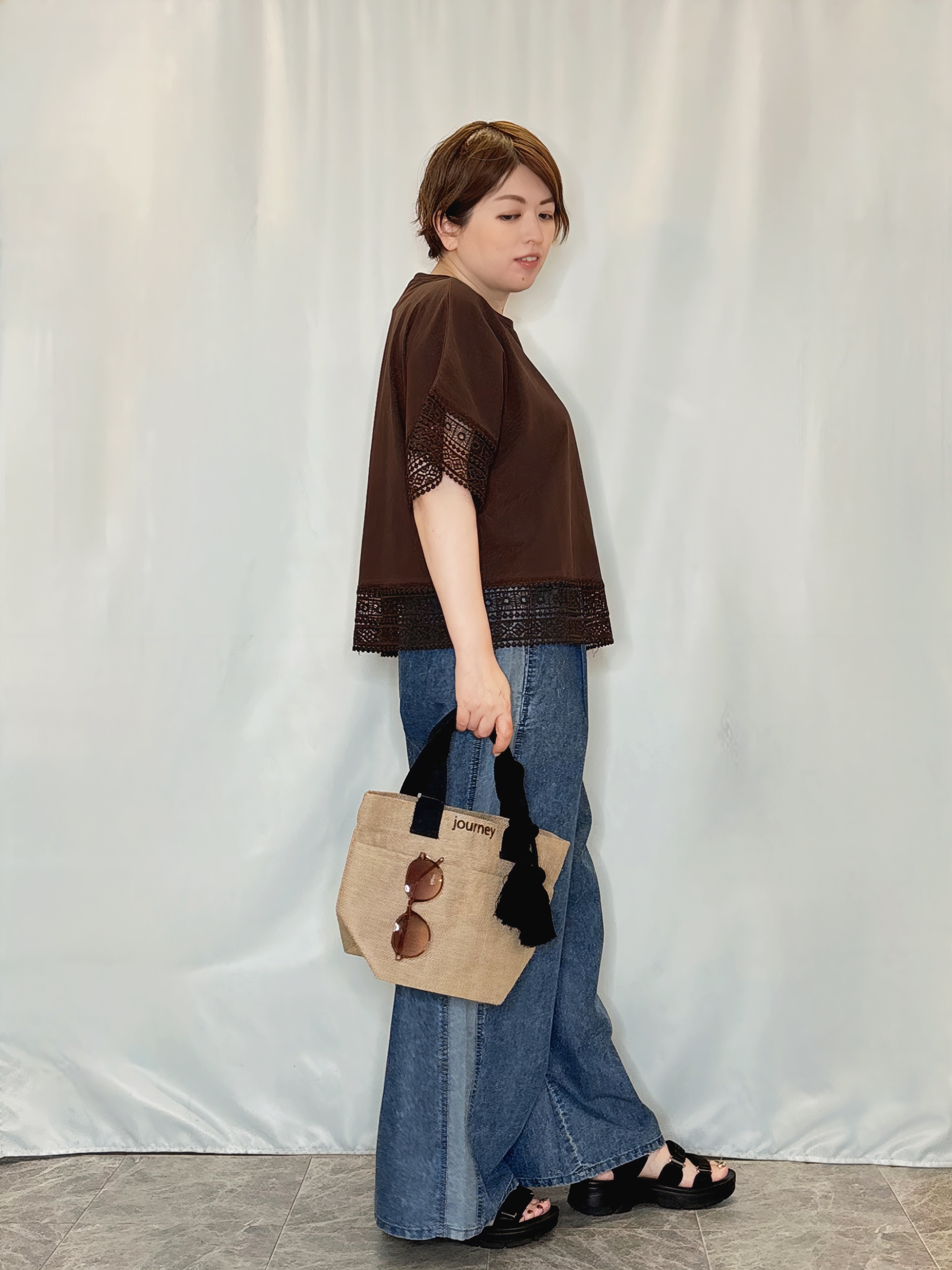 たみさんの「SHOO･LA･RUE｜【洗濯機可/ひんやり/体型カバー/S-LL】レース使いがポイント デザインTシャツ」を使ったコーディネート
