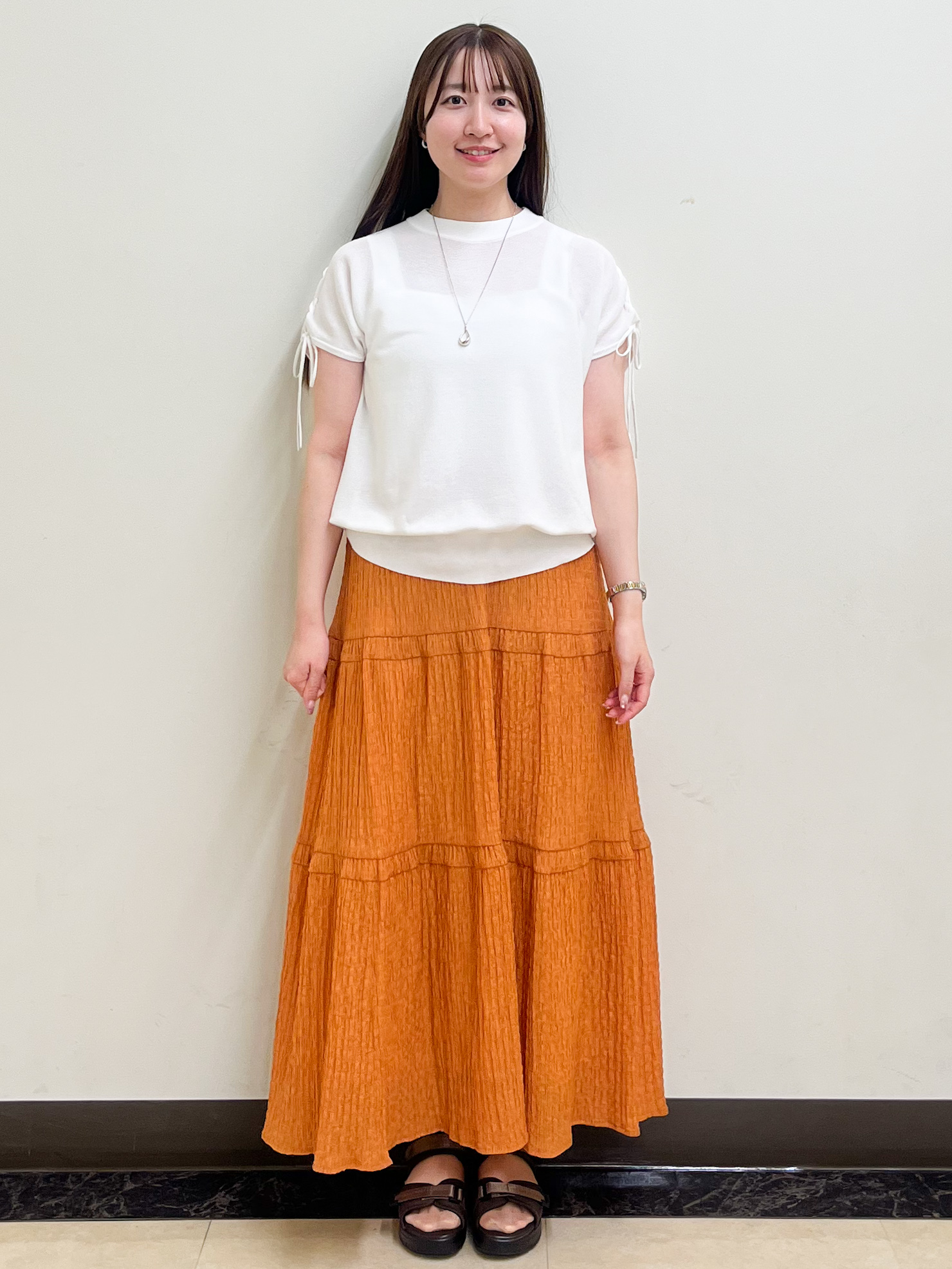 mikikoさんの「Reflect｜レースアップスリーブデザインニット」を使ったコーディネート