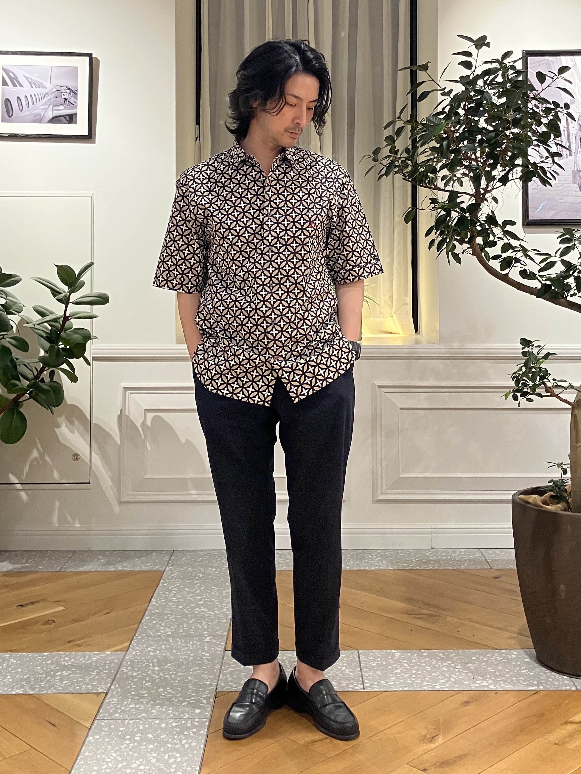 junyaさんの「DRESSTERIOR｜オーバーラップサークル シャツ」を使ったコーディネート