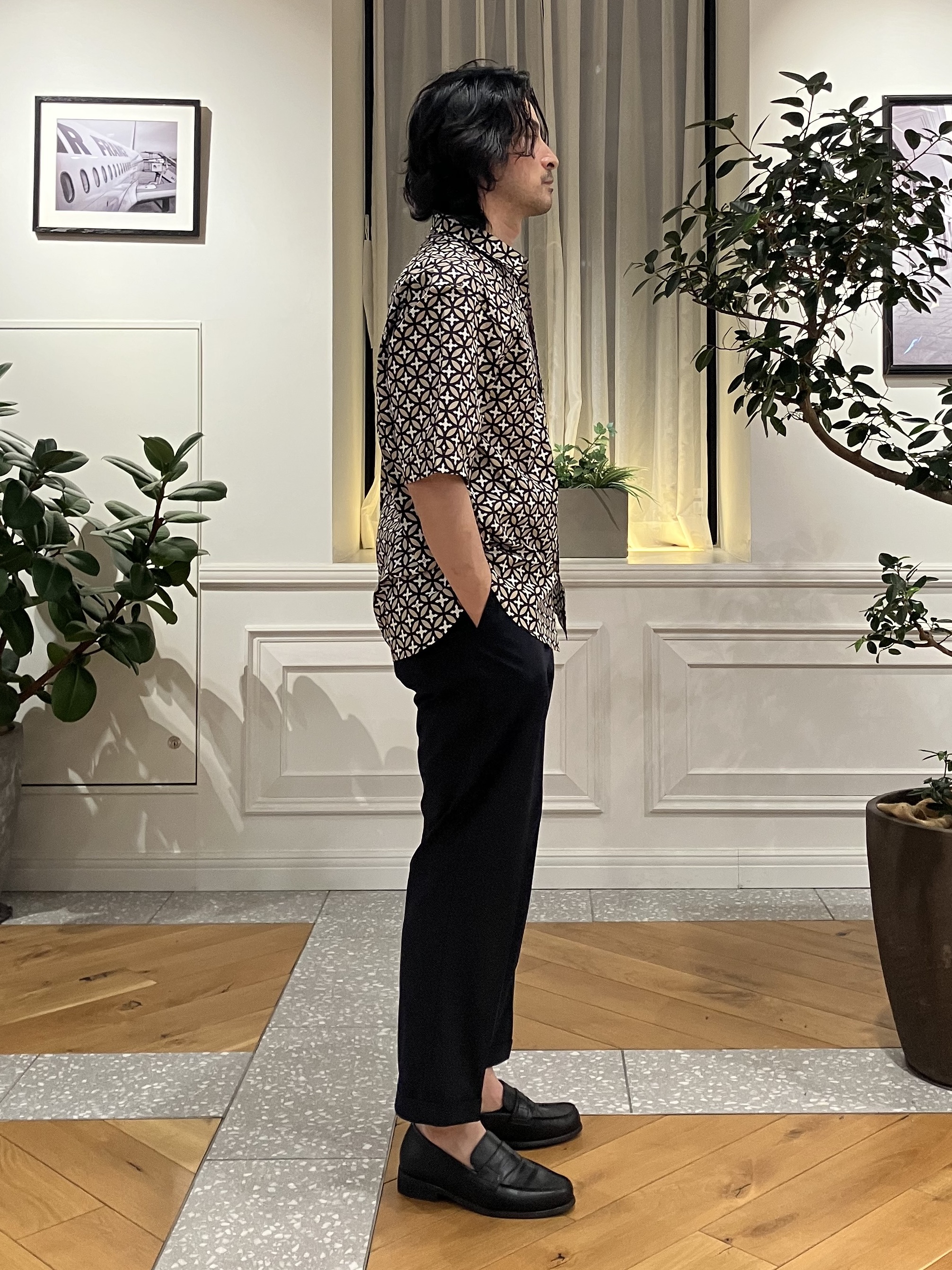 junyaさんの「DRESSTERIOR｜オーバーラップサークル シャツ」を使ったコーディネート