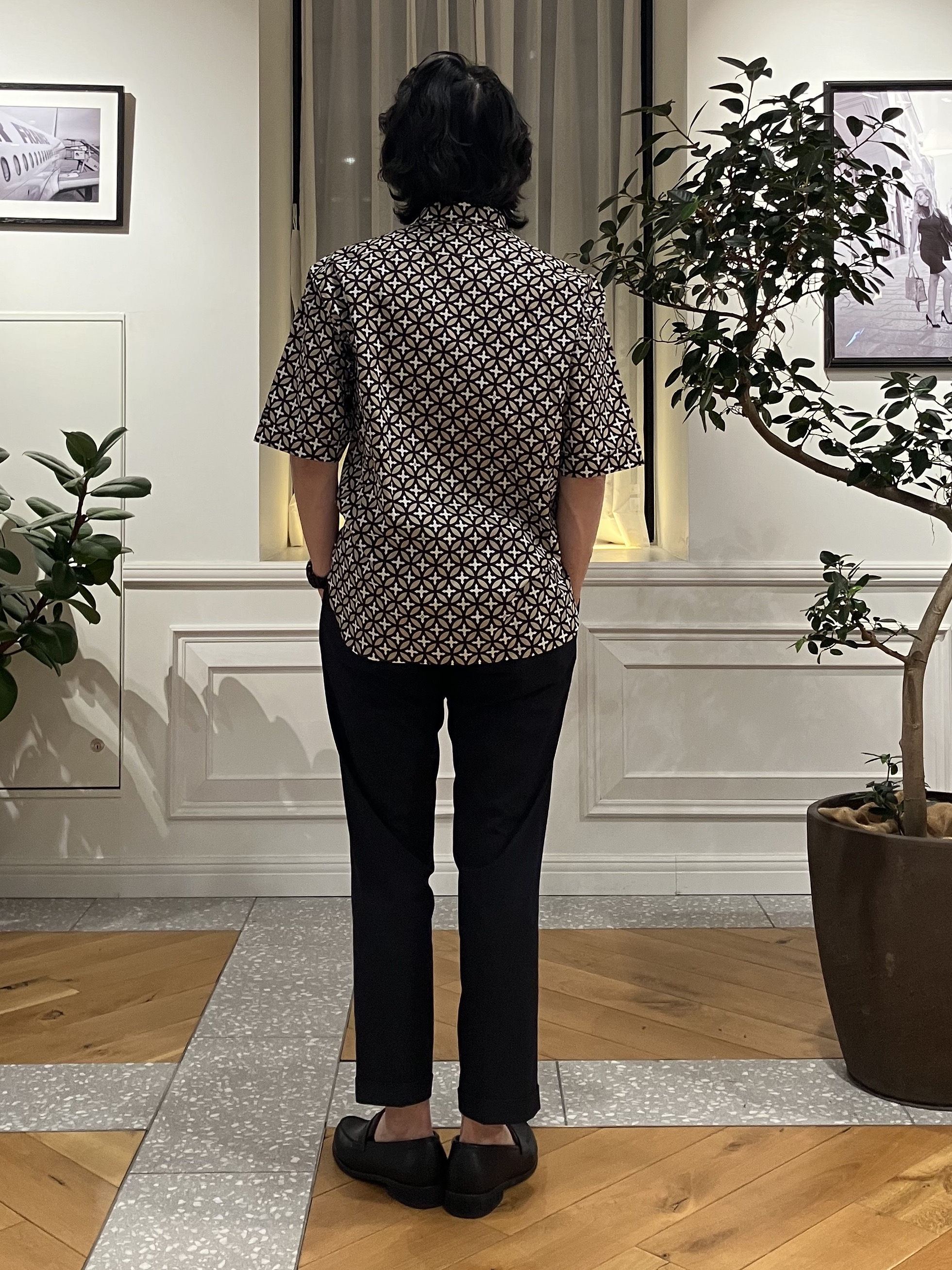 junyaさんの「DRESSTERIOR｜オーバーラップサークル シャツ」を使ったコーディネート