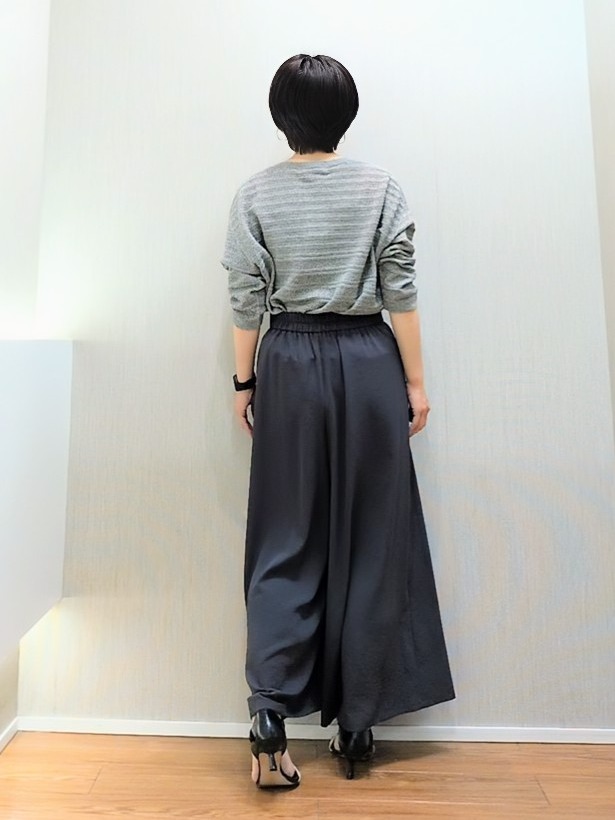 ミズタさんの「UNTITLED｜メッシュ柄ボーダーニット」を使ったコーディネート