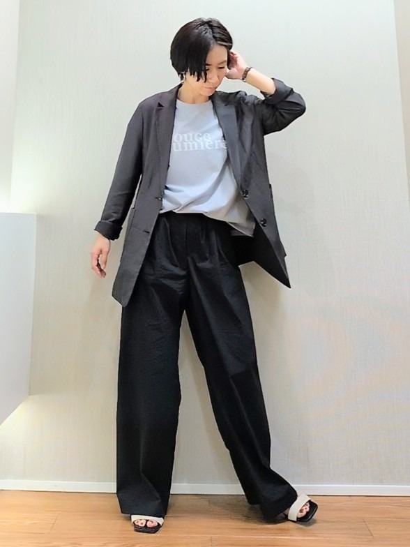 ミズタさんの「UNTITLED｜【程よいシアー感/洗える】エアリーバイオジャケット」を使ったコーディネート