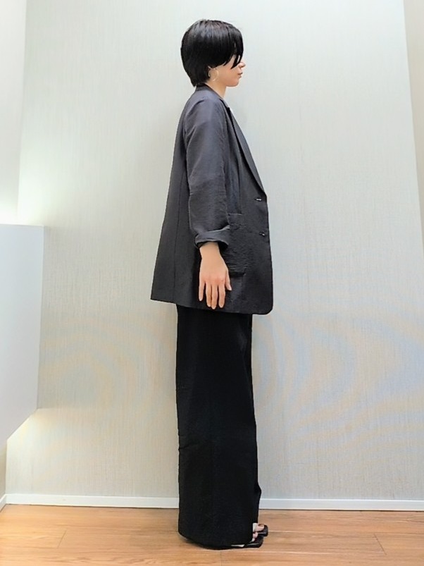 ミズタさんの「UNTITLED｜【程よいシアー感/洗える】エアリーバイオジャケット」を使ったコーディネート