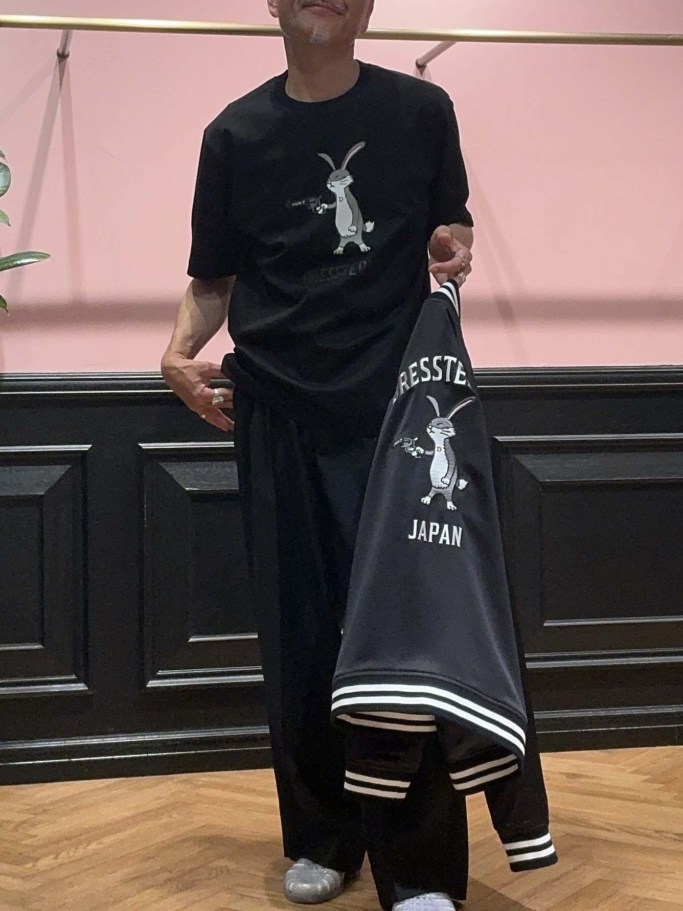 torigoeさんの「DRESSTERIOR｜【MonoMax4月号掲載】ピストルラビット スカジャン」を使ったコーディネート