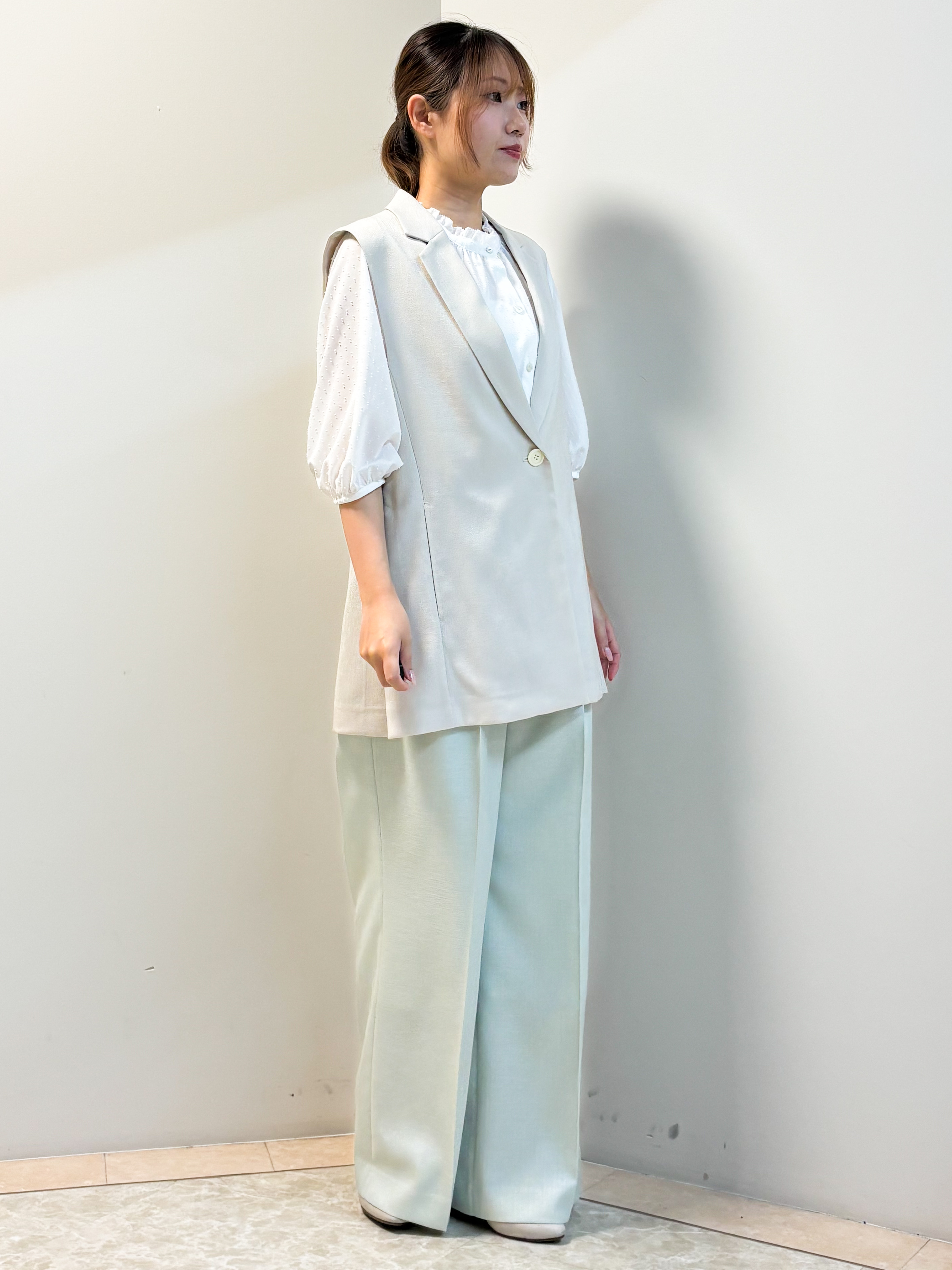 Sawaさんの「Reflect｜【セットアップ可】リネンライクジレ」を使ったコーディネート
