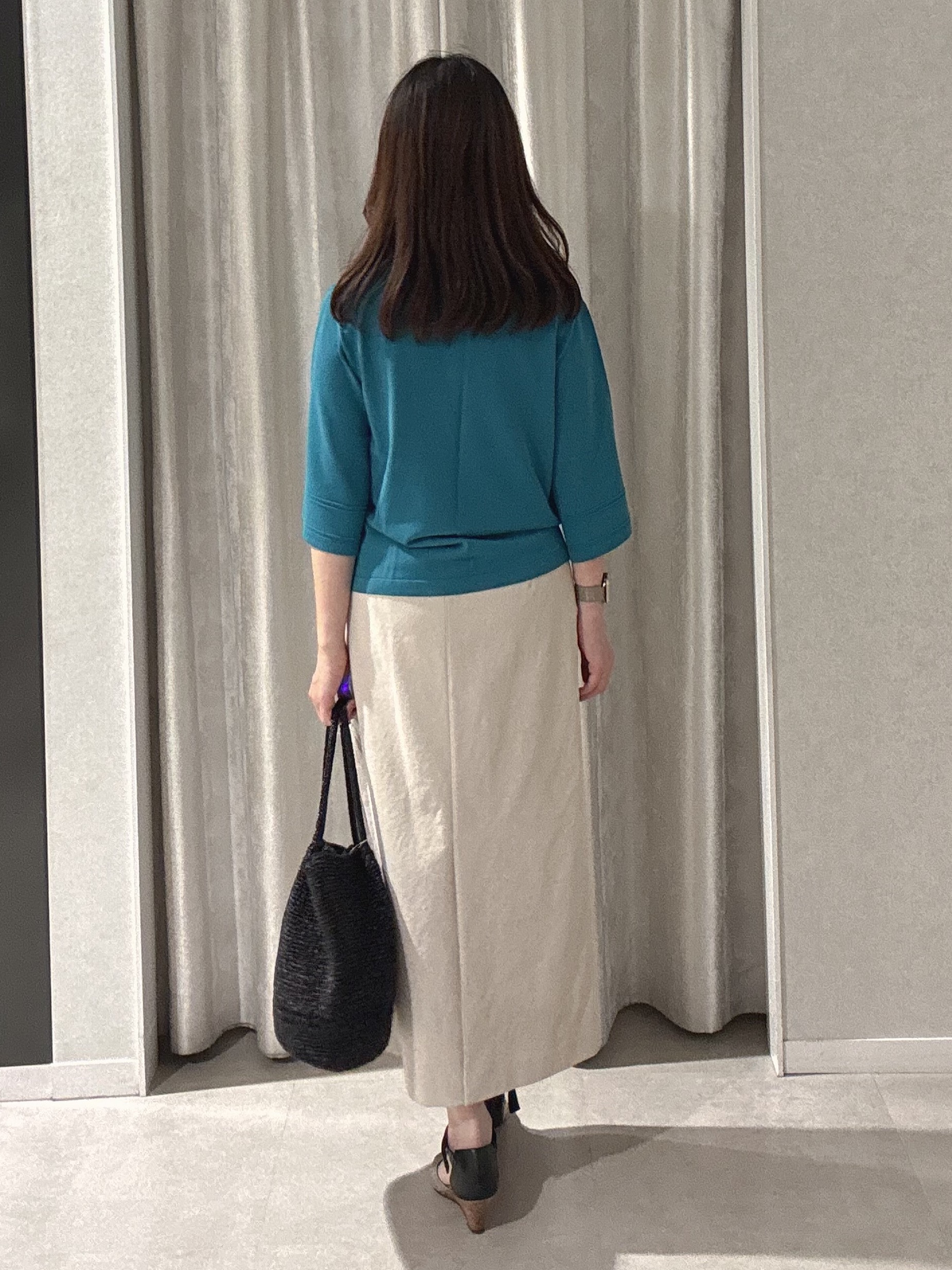 makiさんの「UNTITLED｜【洗える/清涼感】袖スリットニットプルオーバー」を使ったコーディネート