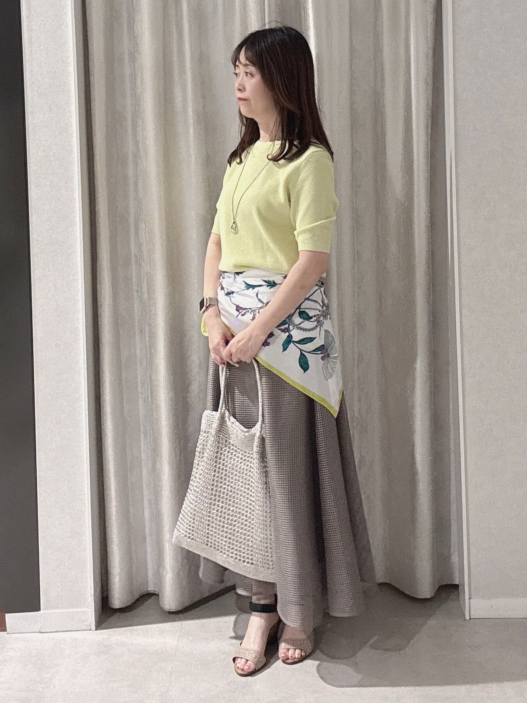 makiさんの「UNTITLED｜【アンサンブル可】ラメ混クルーネックプルオーバー」を使ったコーディネート