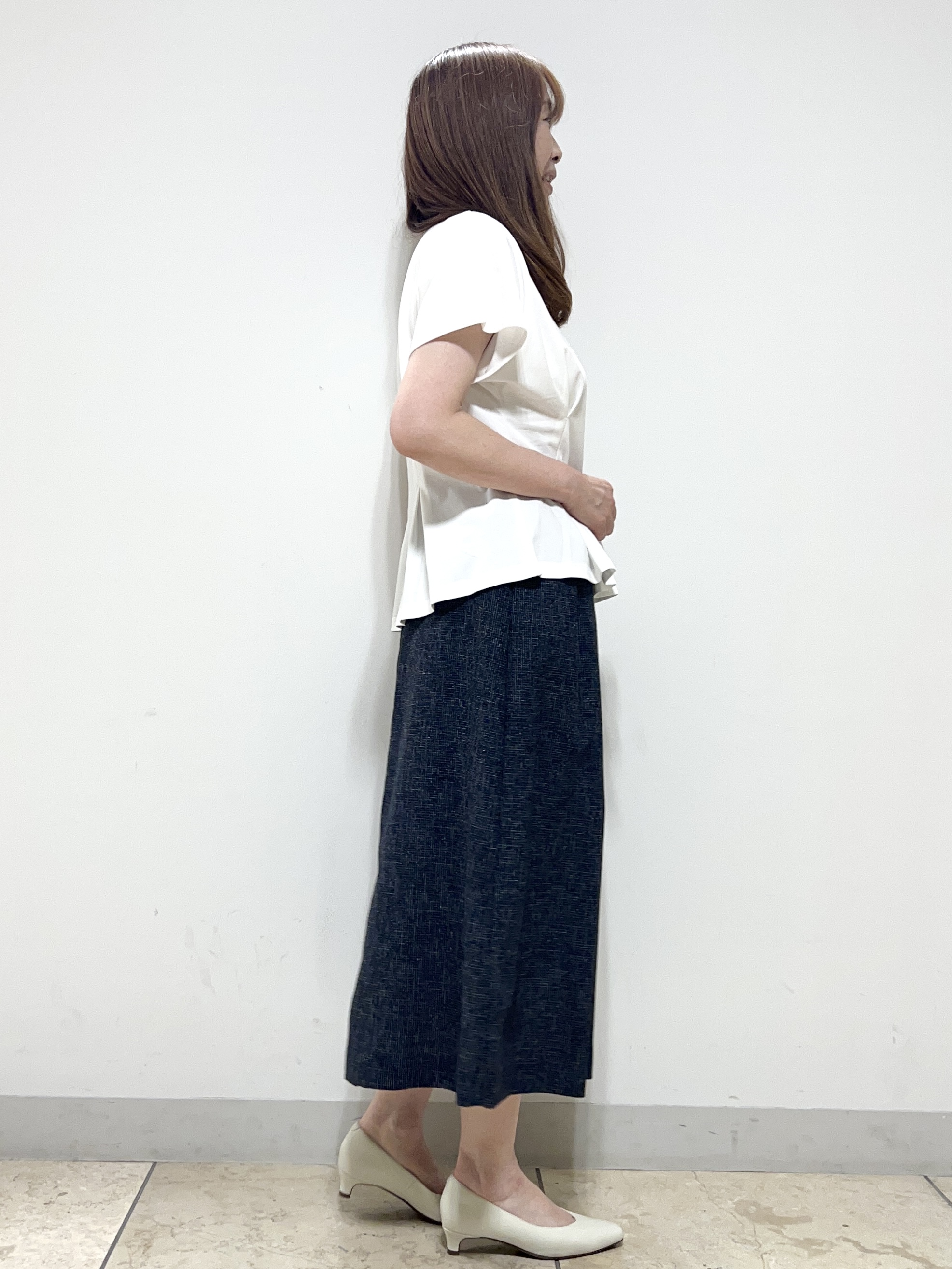 yuさんの「Reflect｜【UVカット／接触冷感／吸水速乾】タックデザインフレアトップス」を使ったコーディネート