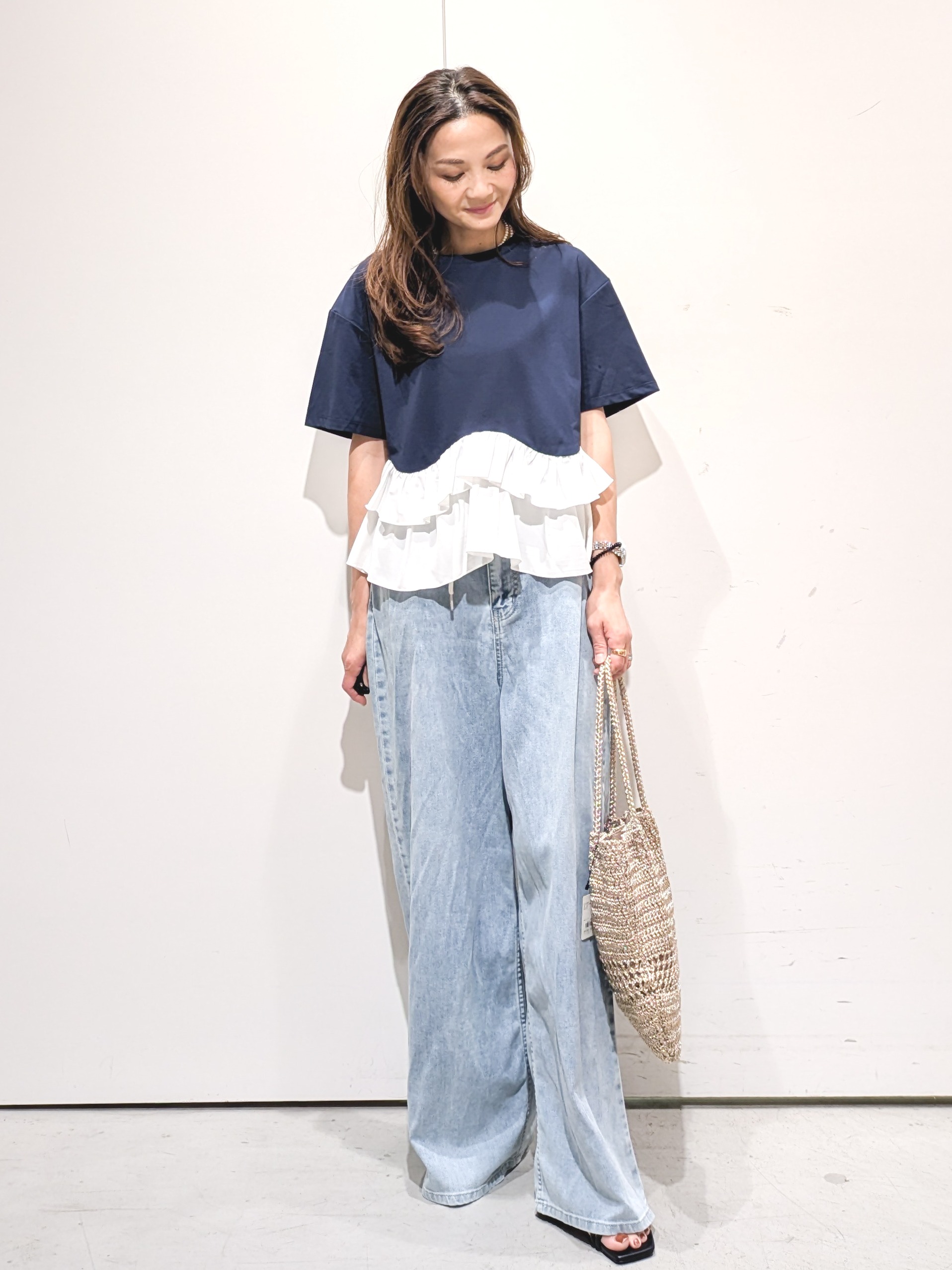 machiさんの「OPAQUE.CLIP｜裾フリルドッキングTシャツ【洗濯機OK】」を使ったコーディネート