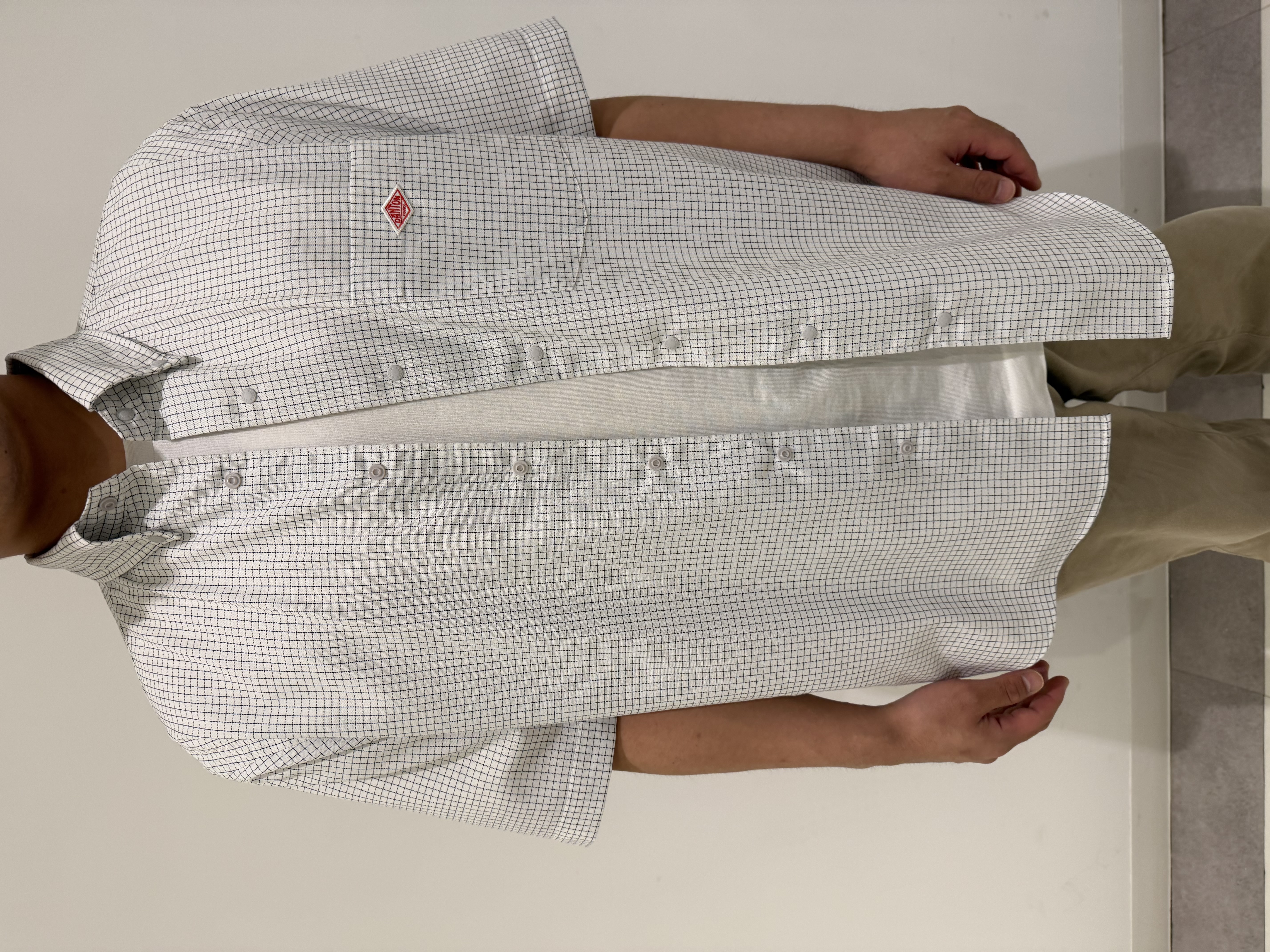MATSUBARAさんの「DRESSTERIOR｜DANTON（ダントン）ドットボタン ボタンダウンシャツ ショートスリーブ」を使ったコーディネート