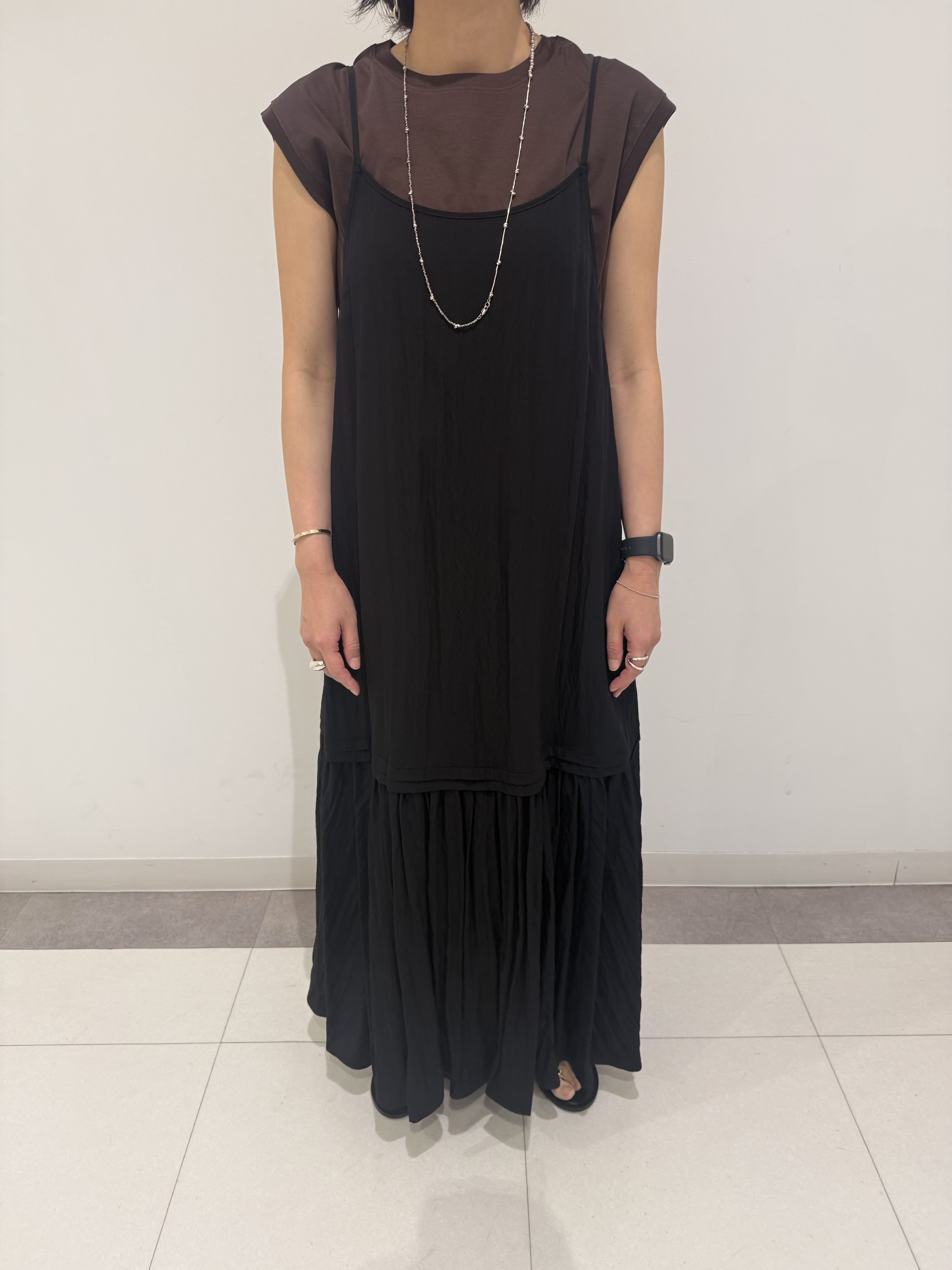 MIYAKAWAさんの「DRESSTERIOR｜【接触冷感／抗菌防臭／消臭】アイスクリアコットンフレンチスリーブT」を使ったコーディネート