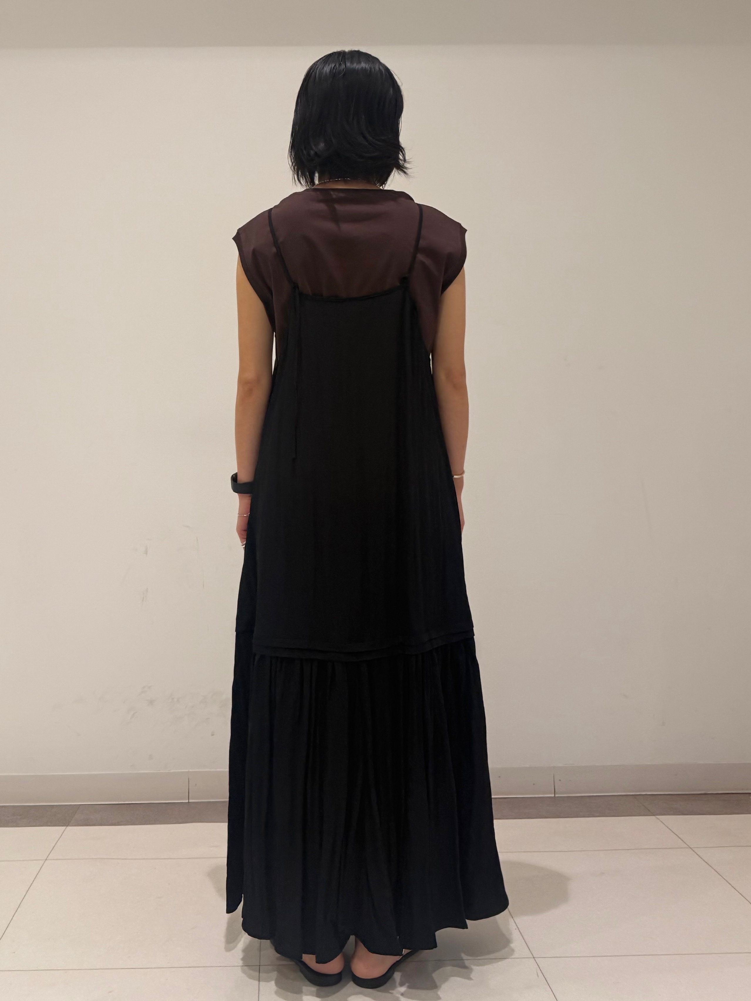 MIYAKAWAさんの「DRESSTERIOR｜【接触冷感／抗菌防臭／消臭】アイスクリアコットンフレンチスリーブT」を使ったコーディネート