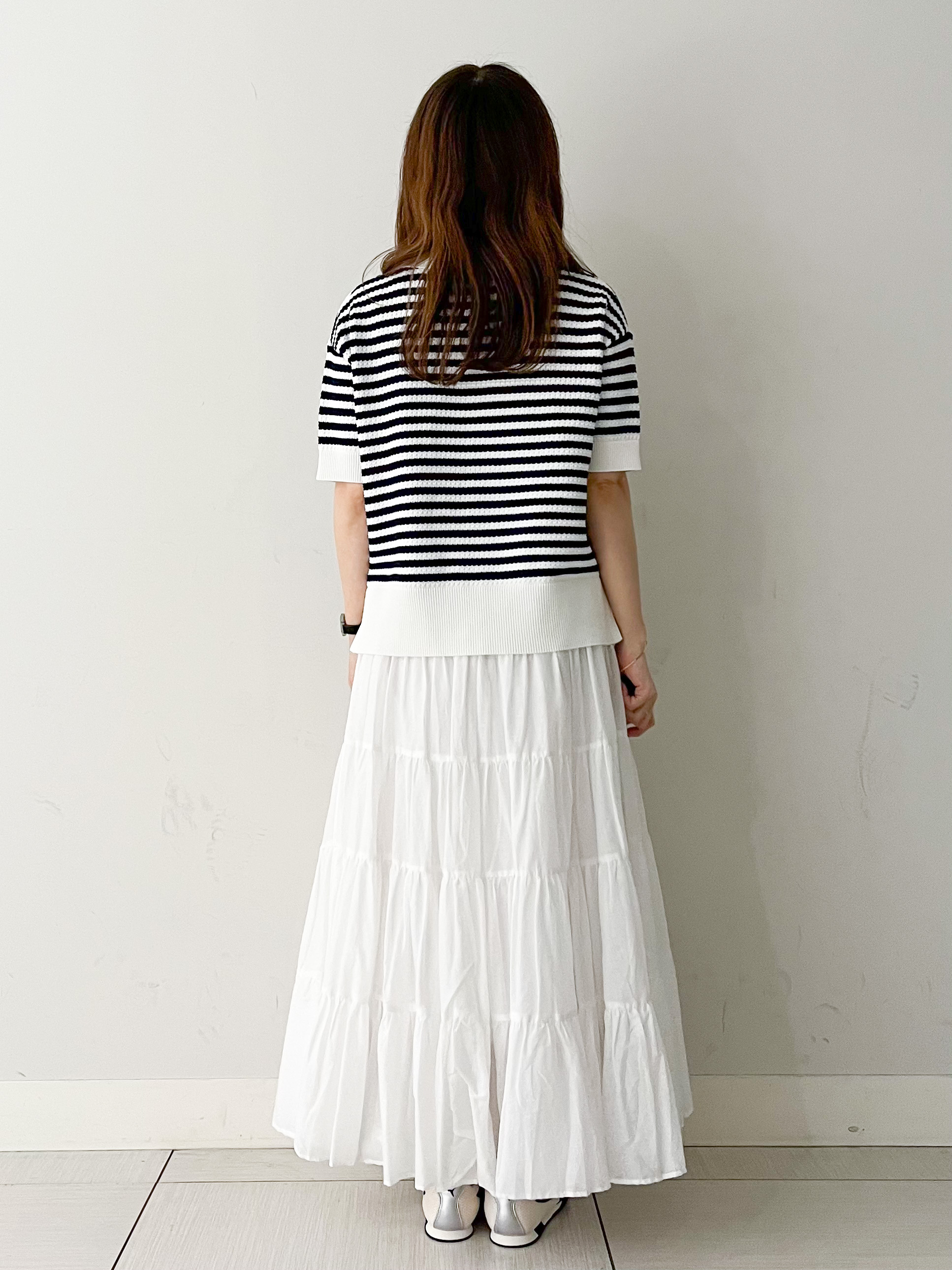じゅんさんの「DRESSTERIOR｜ウォッシャブルスキッパークロップドニット」を使ったコーディネート