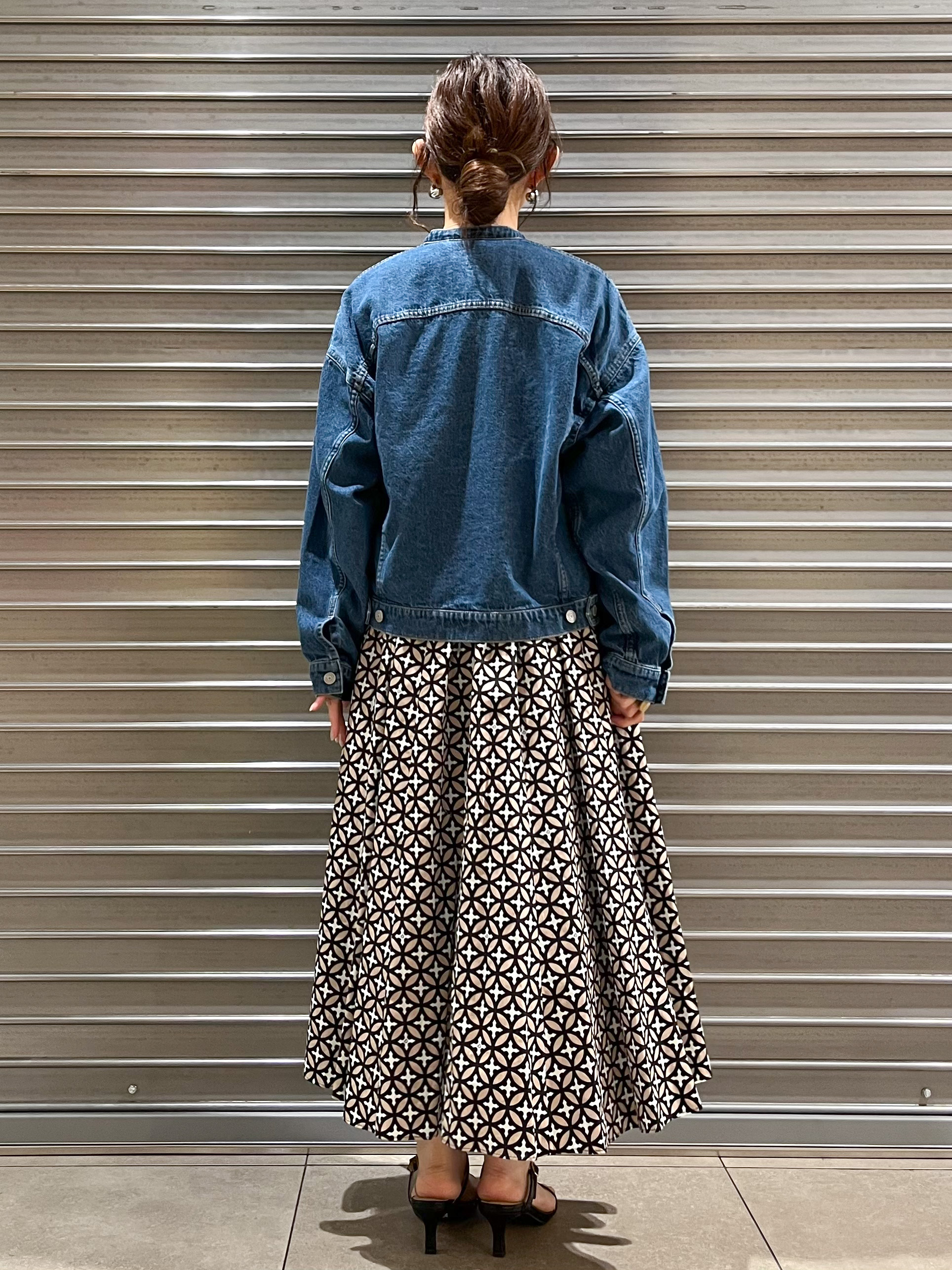 じゅんさんの「DRESSTERIOR｜【ウォッシャブル】ヴィンテージバンドカラーGジャン」を使ったコーディネート