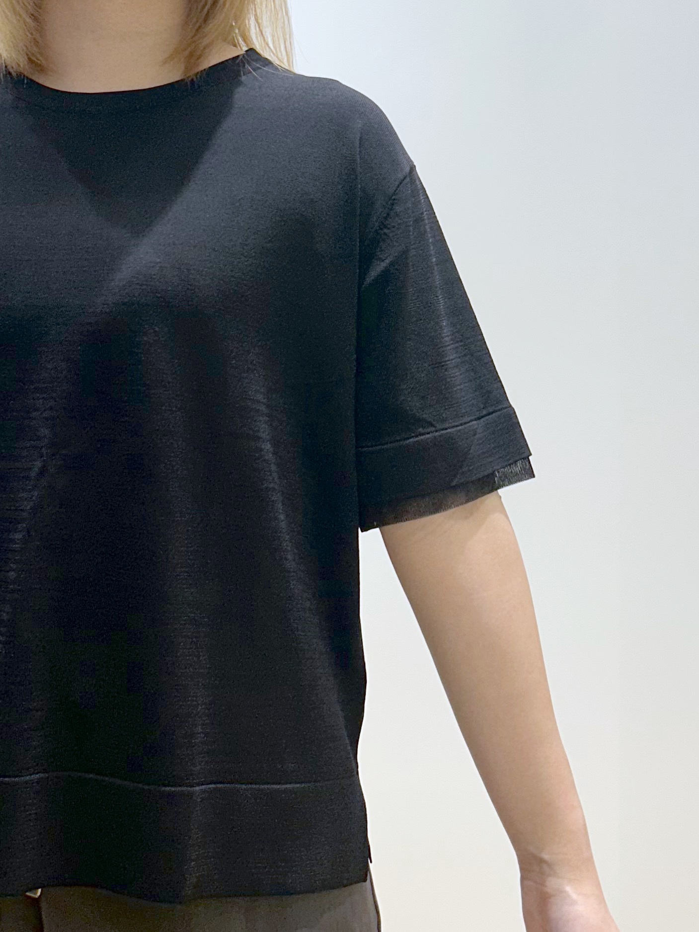 suzukaさんの「OPAQUE.CLIP｜【UV／接触冷感／抗ピル】シアー＆レイヤード風さらりニット《洗濯機OK》」を使ったコーディネート