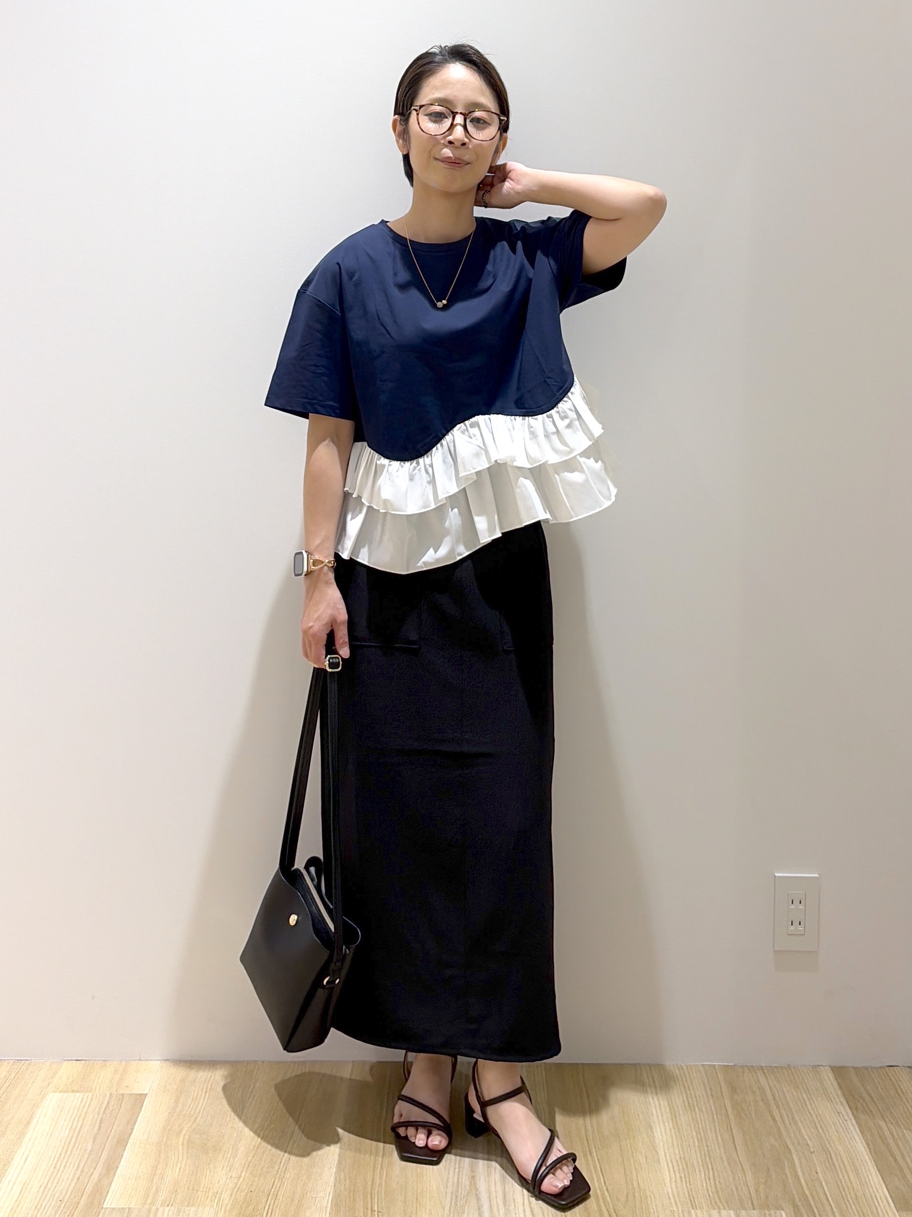 えりさんの「OPAQUE.CLIP｜裾フリルドッキングTシャツ【洗濯機OK】」を使ったコーディネート